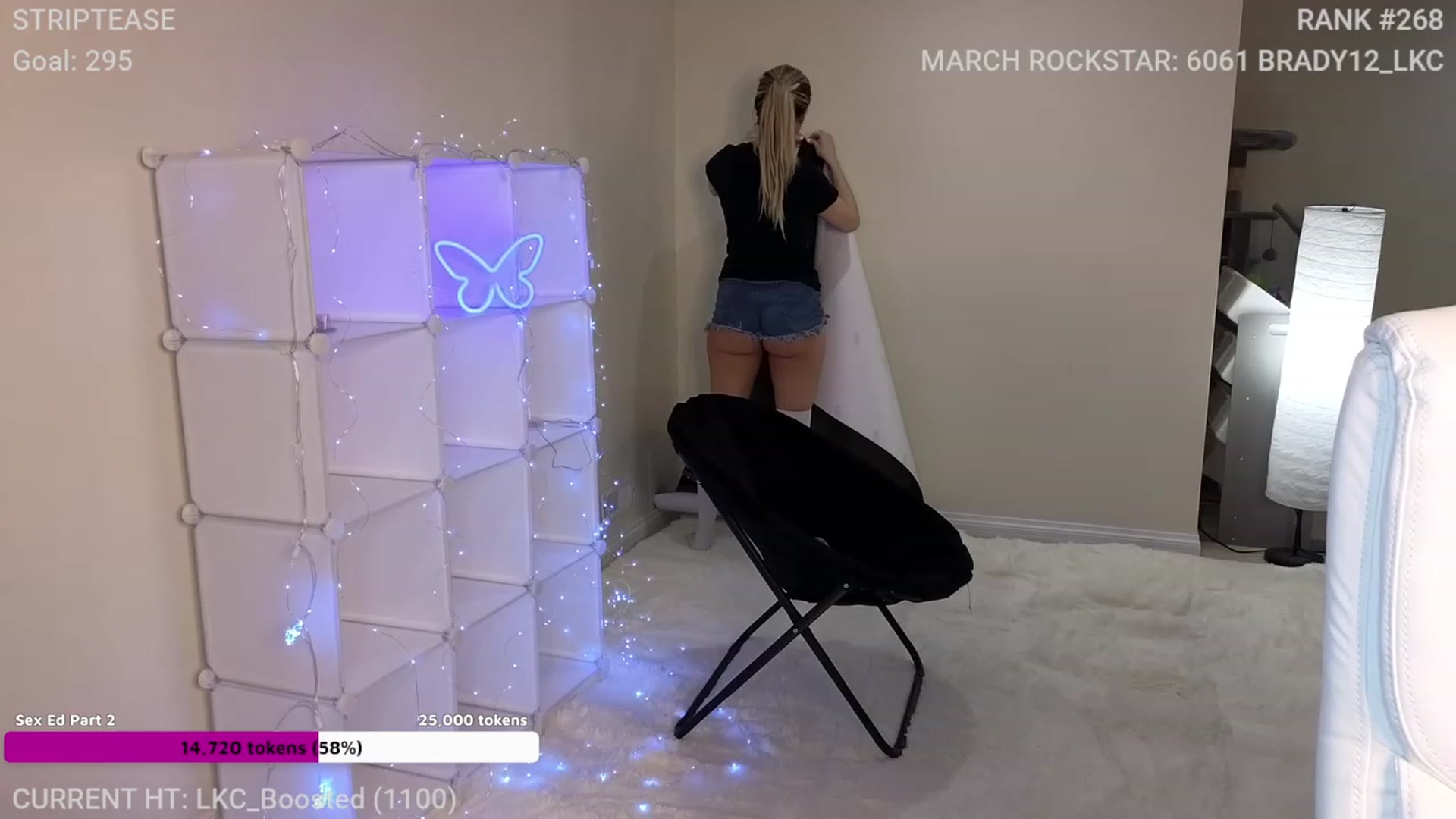 Gallery image thumbnail from LexiKitty_'s myfreecams stream on, 03/29/2023, 02:12 image 16 of 20