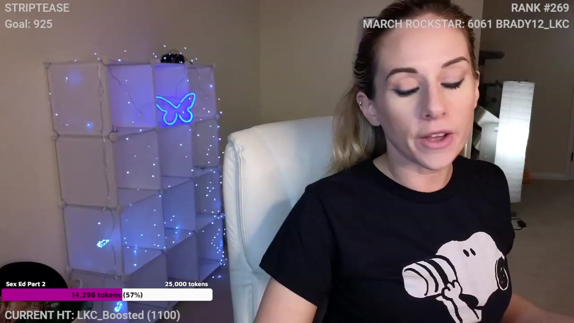 Gallery image thumbnail from LexiKitty_'s myfreecams stream on, 03/29/2023, 02:12 image 4 of 20