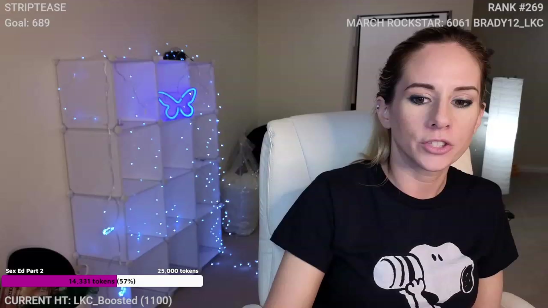 Gallery image thumbnail from LexiKitty_'s myfreecams stream on, 03/29/2023, 02:12 image 12 of 20