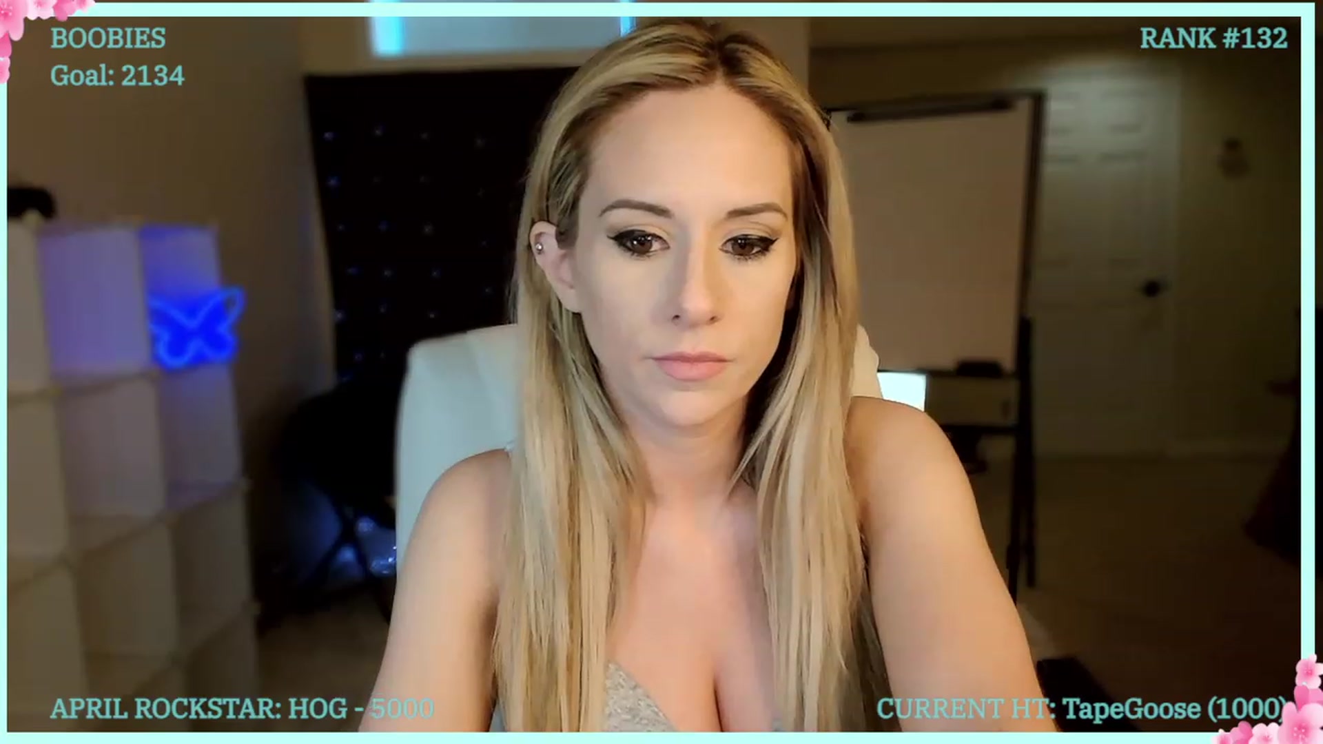 Gallery image thumbnail from LexiKitty_'s myfreecams stream on, 04/13/2023, 20:08 image 8 of 20