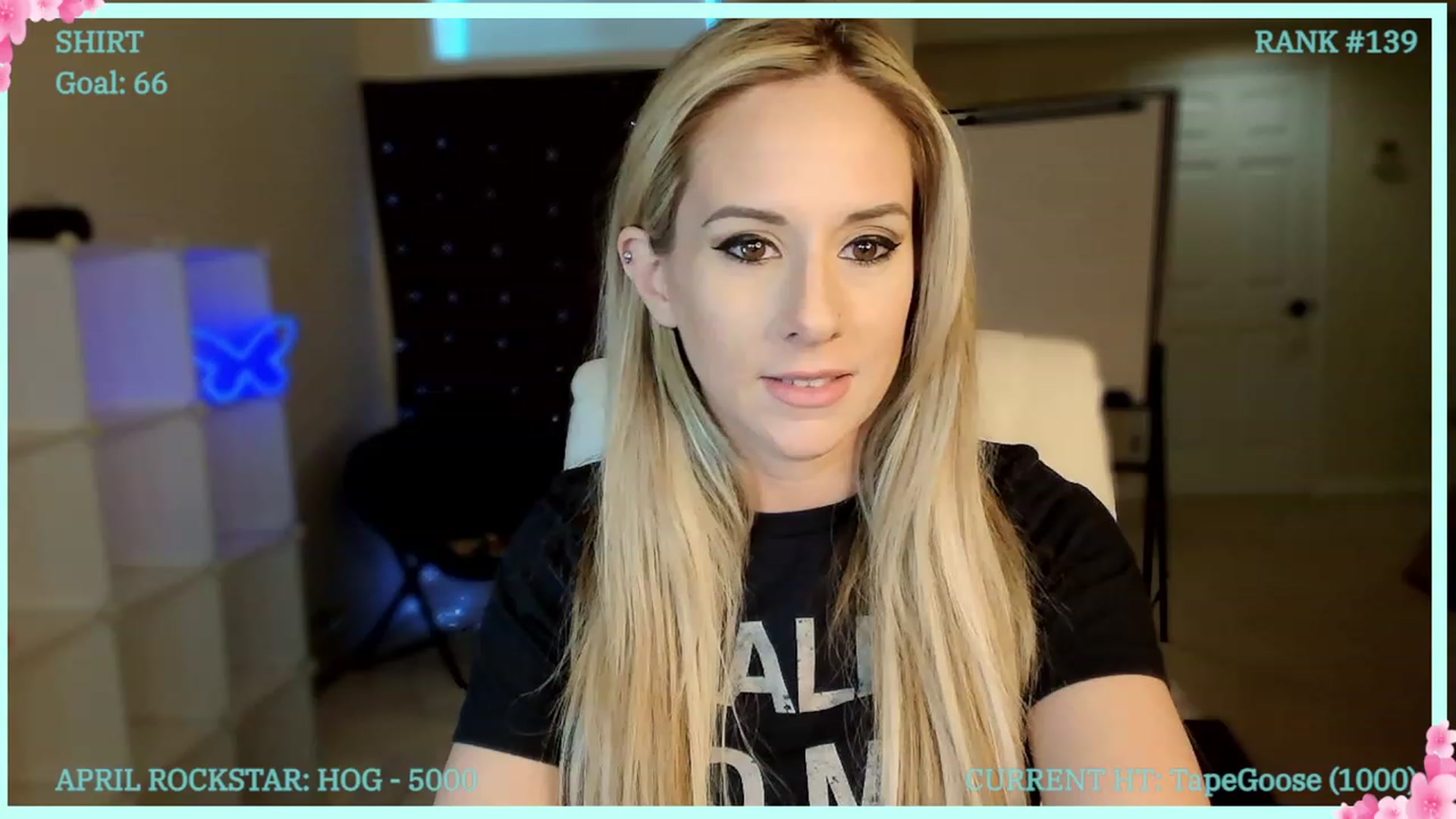 Gallery image thumbnail from LexiKitty_'s myfreecams stream on, 04/13/2023, 20:08 image 3 of 20