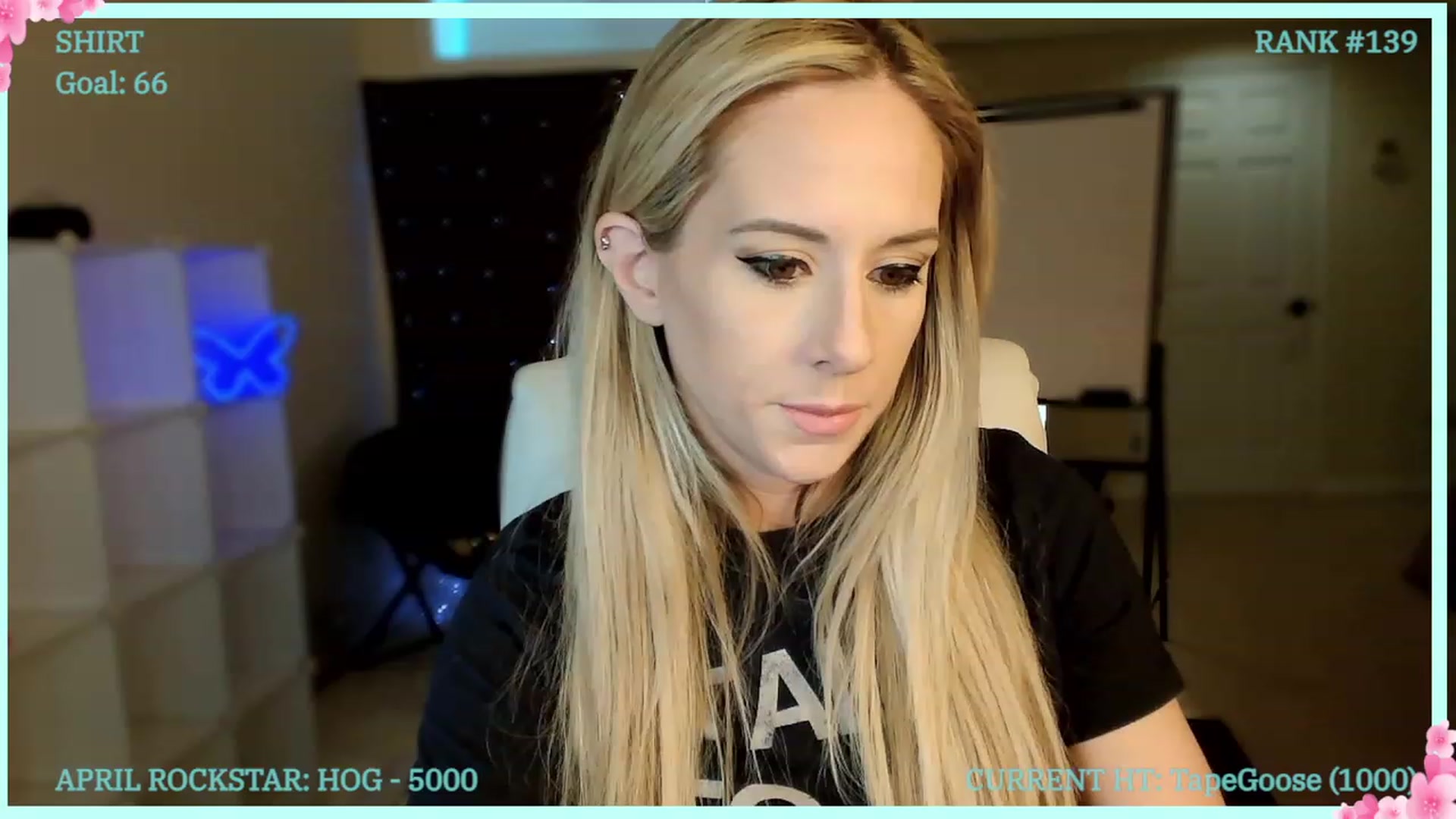 Gallery image thumbnail from LexiKitty_'s myfreecams stream on, 04/13/2023, 20:08 image 2 of 20