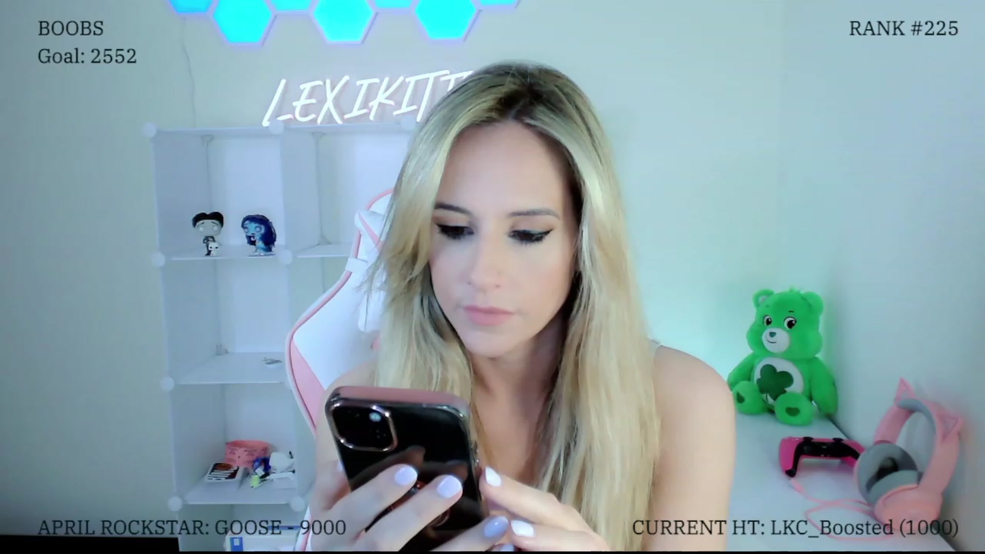 Gallery image thumbnail from LexiKitty_'s myfreecams stream on, 04/29/2023, 03:08 image 8 of 20