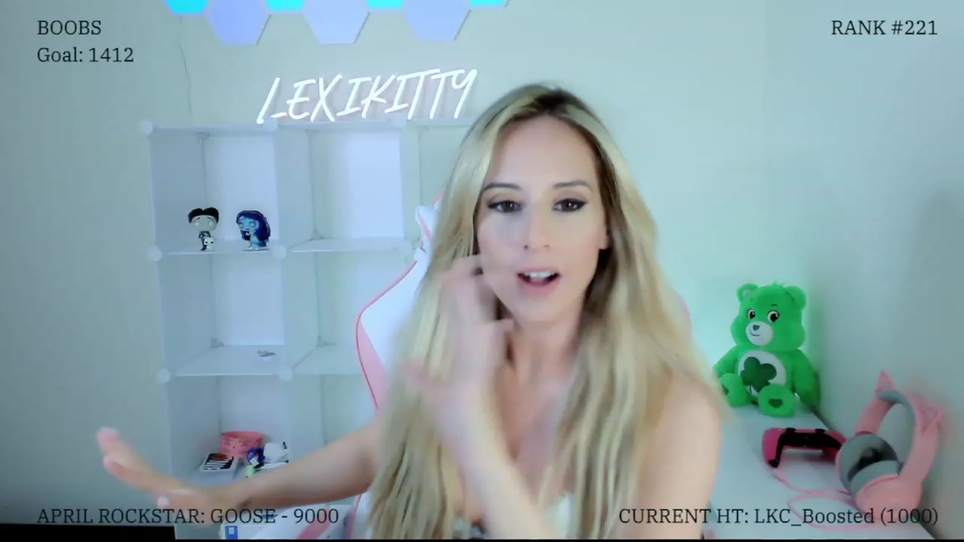 Gallery image thumbnail from LexiKitty_'s myfreecams stream on, 04/29/2023, 03:08 image 13 of 20