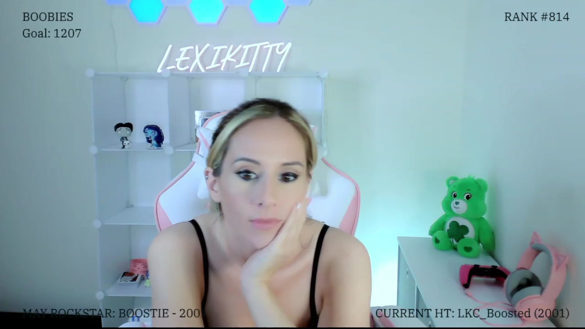 Gallery image thumbnail from LexiKitty_'s myfreecams stream on, 05/06/2023, 02:30 image 20 of 20