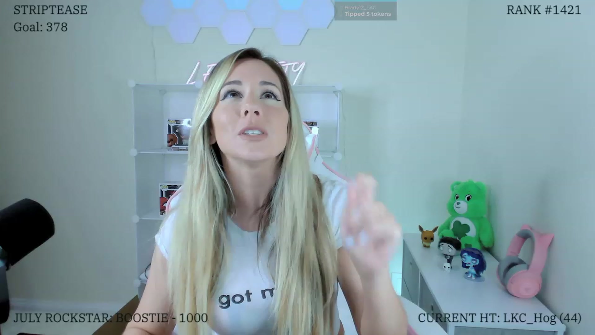 Gallery image thumbnail from LexiKitty_'s myfreecams stream on, 07/26/2023, 01:03 image 8 of 20