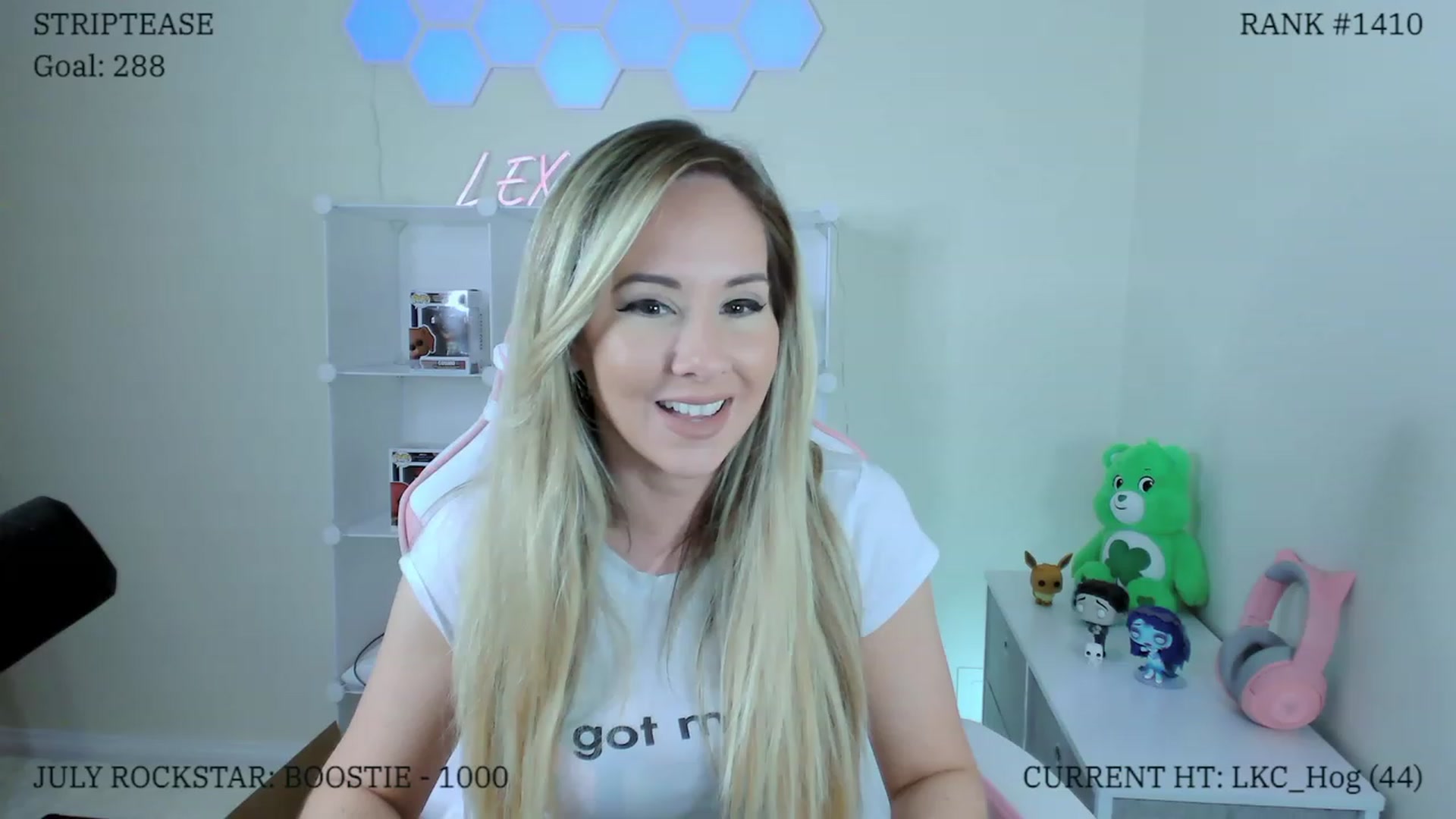 Gallery image thumbnail from LexiKitty_'s myfreecams stream on, 07/26/2023, 01:03 image 11 of 20
