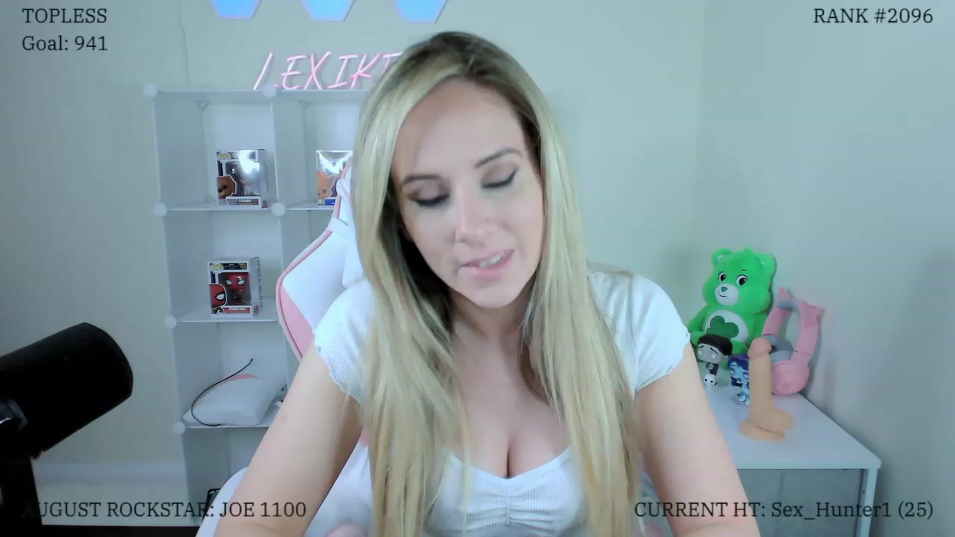 Gallery image thumbnail from LexiKitty_'s myfreecams stream on, 08/30/2023, 02:13 image 5 of 20