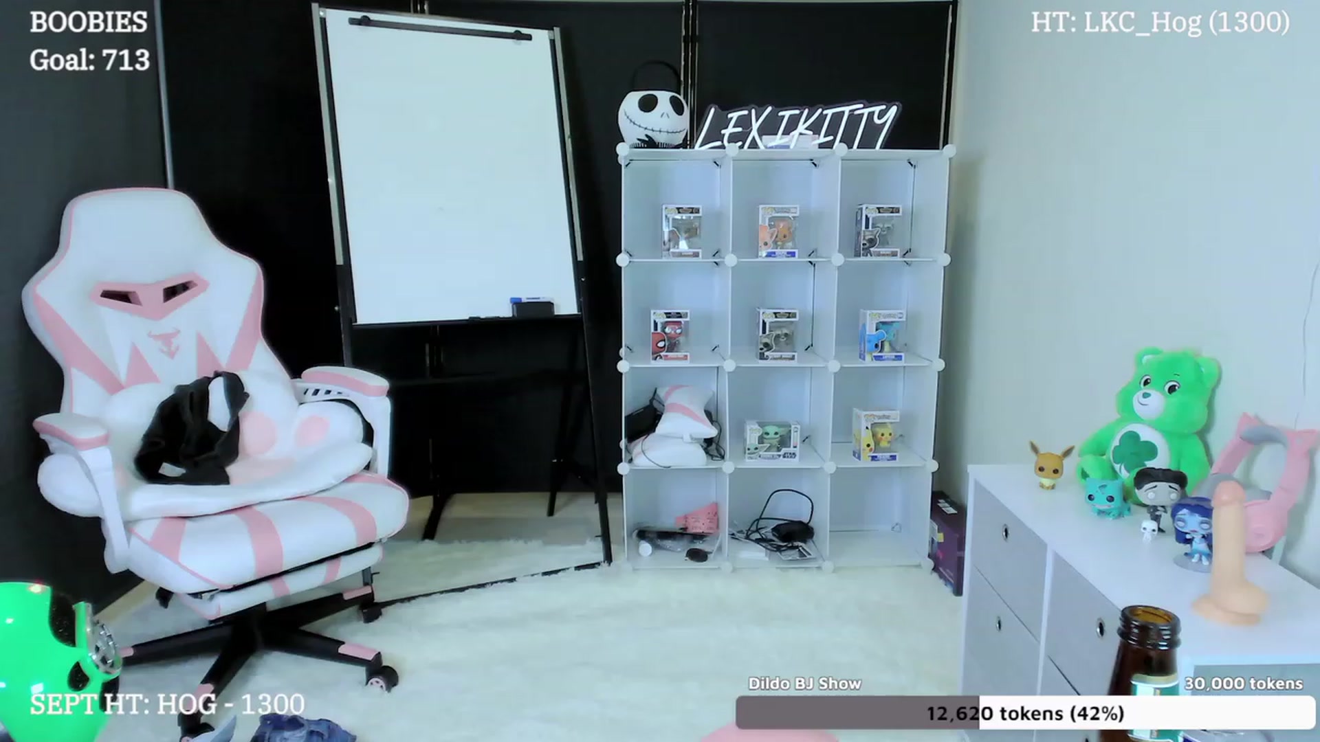 Gallery image thumbnail from LexiKitty_'s myfreecams stream on, 09/02/2023, 03:44 image 5 of 20