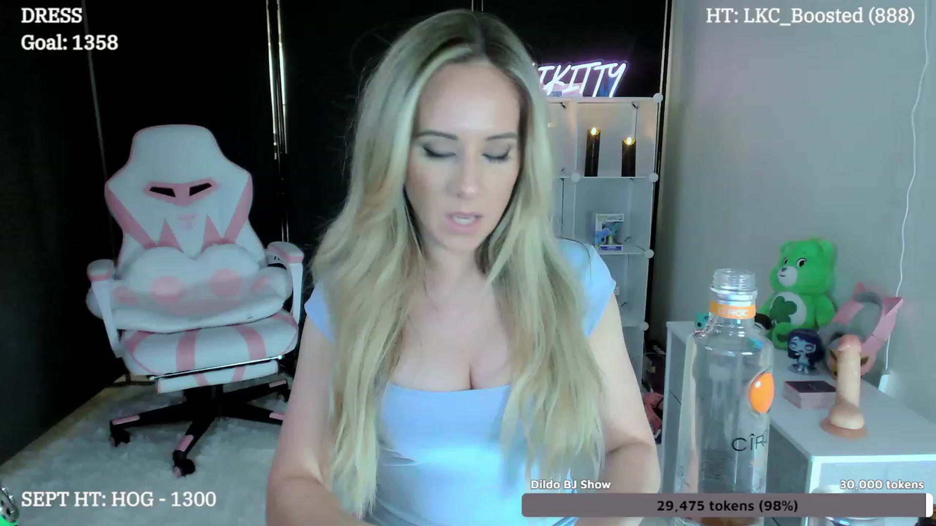 Gallery image thumbnail from LexiKitty_'s myfreecams stream on, 09/16/2023, 03:34 image 4 of 20