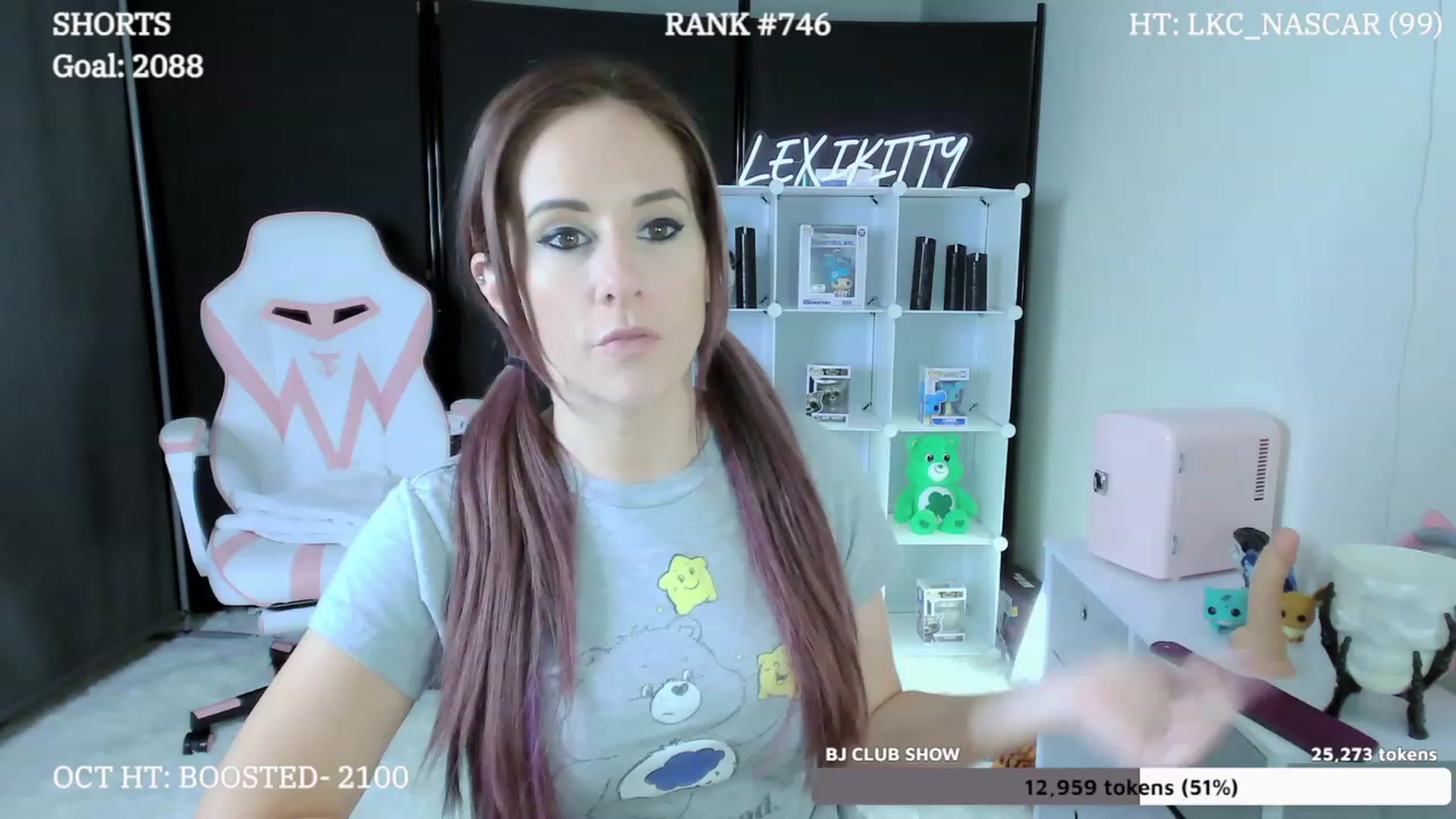 Gallery image thumbnail from LexiKitty_'s myfreecams stream on, 10/20/2023, 18:50 image 12 of 20