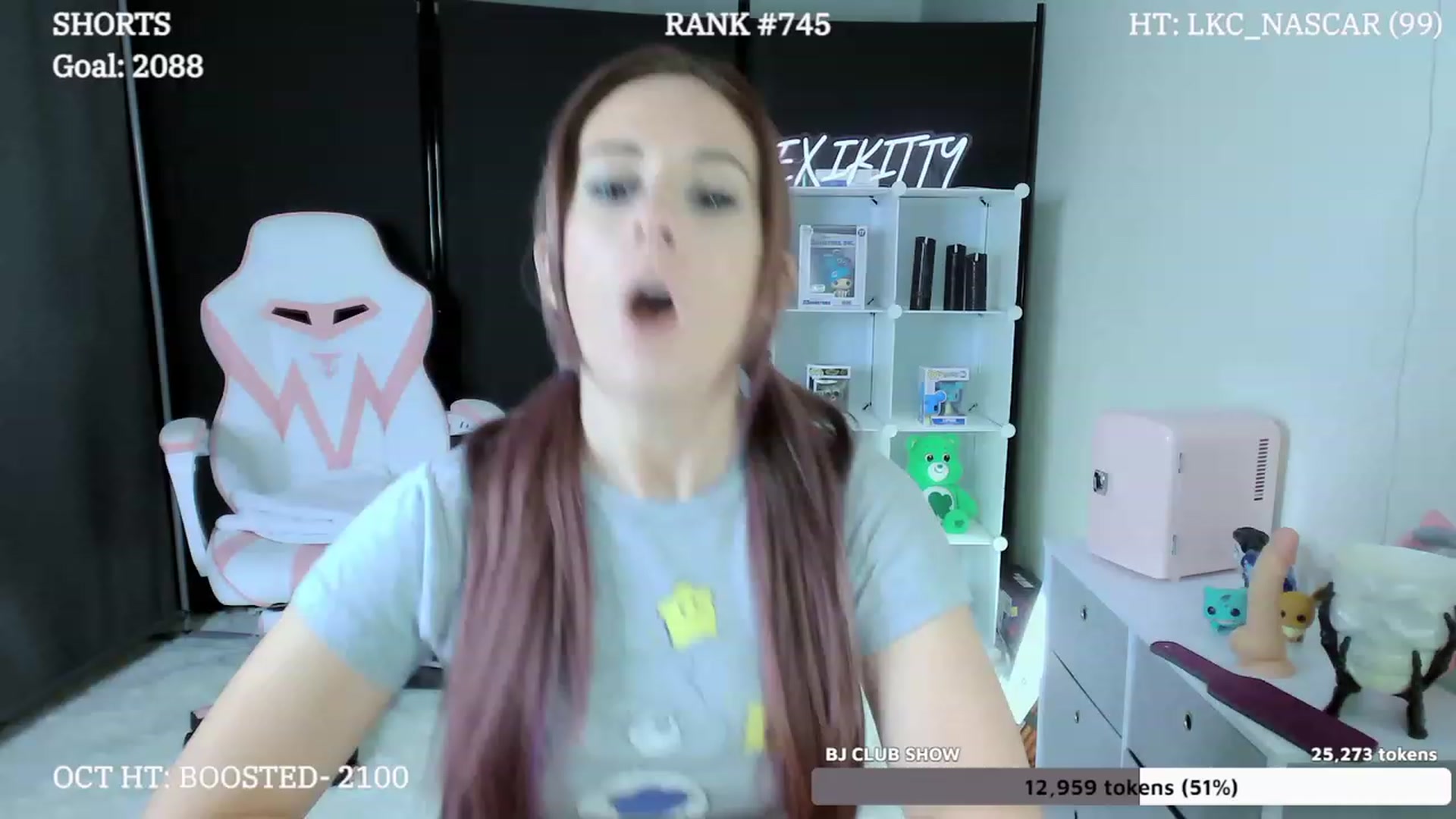 Gallery image thumbnail from LexiKitty_'s myfreecams stream on, 10/20/2023, 18:50 image 8 of 20