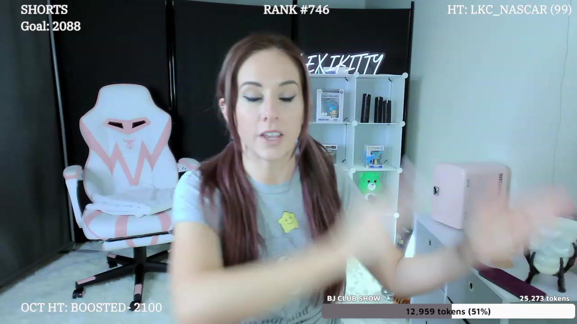 Gallery image thumbnail from LexiKitty_'s myfreecams stream on, 10/20/2023, 18:50 image 13 of 20