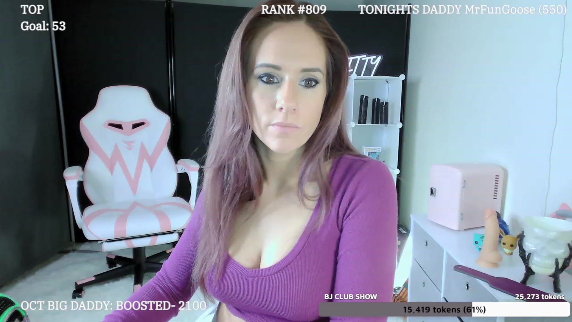 Gallery image thumbnail from LexiKitty_'s myfreecams stream on, 10/24/2023, 01:36 image 10 of 20