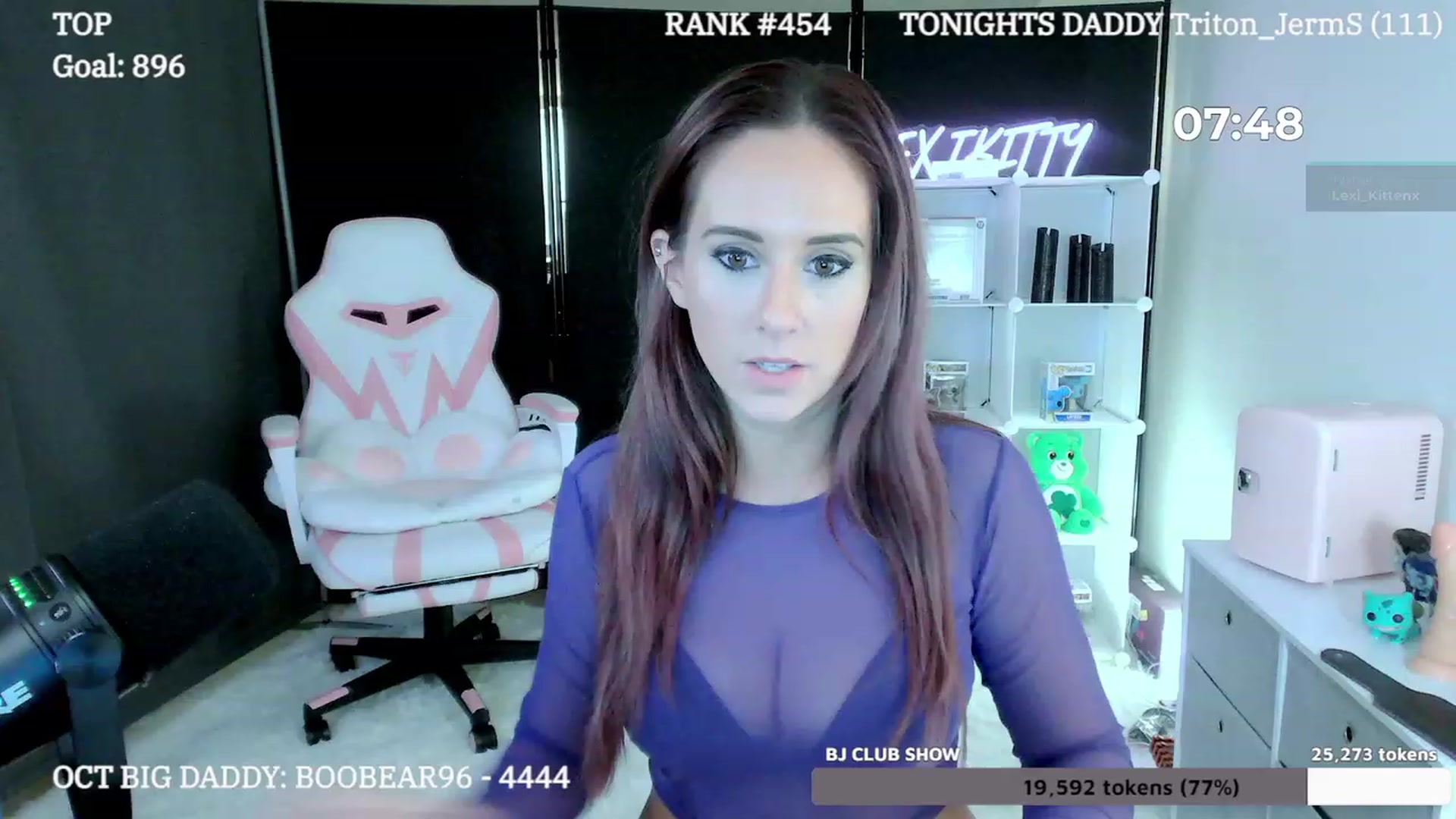 Gallery image thumbnail from LexiKitty_'s myfreecams stream on, 10/25/2023, 03:32 image 9 of 20