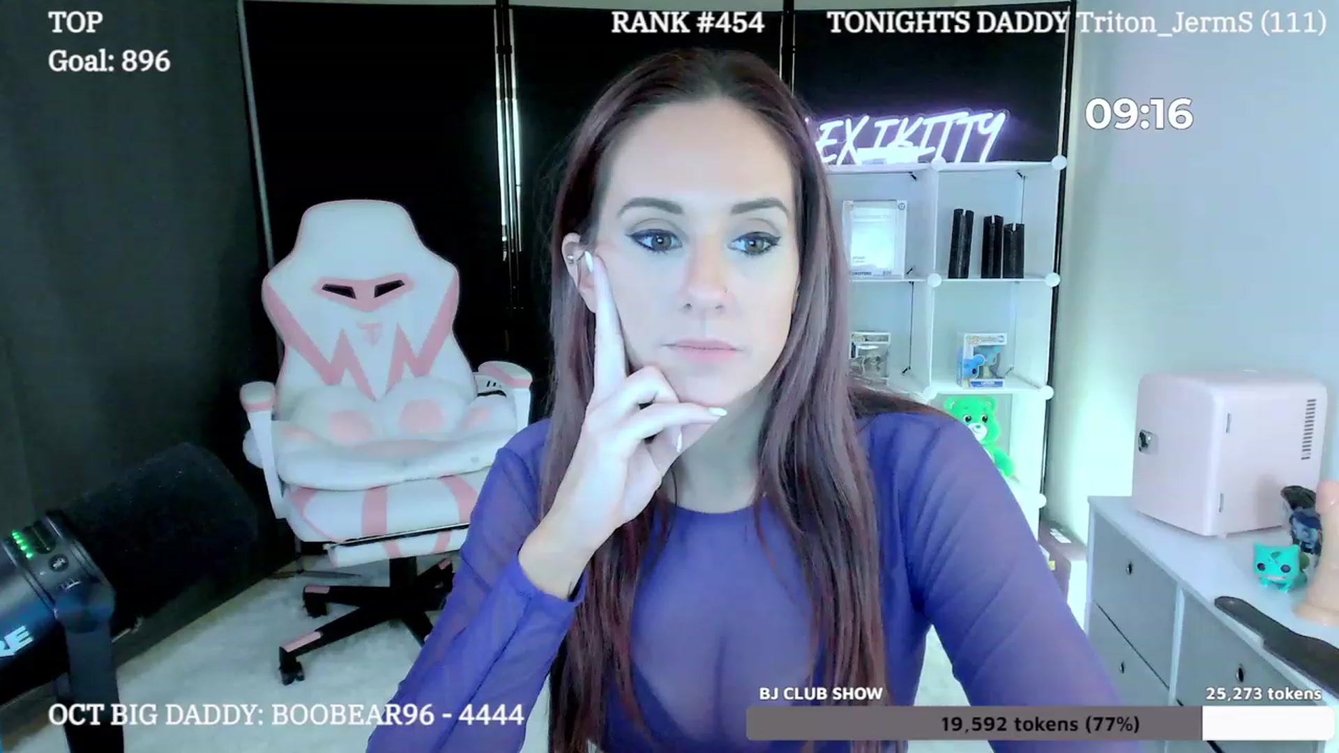 Gallery image thumbnail from LexiKitty_'s myfreecams stream on, 10/25/2023, 03:32 image 7 of 20