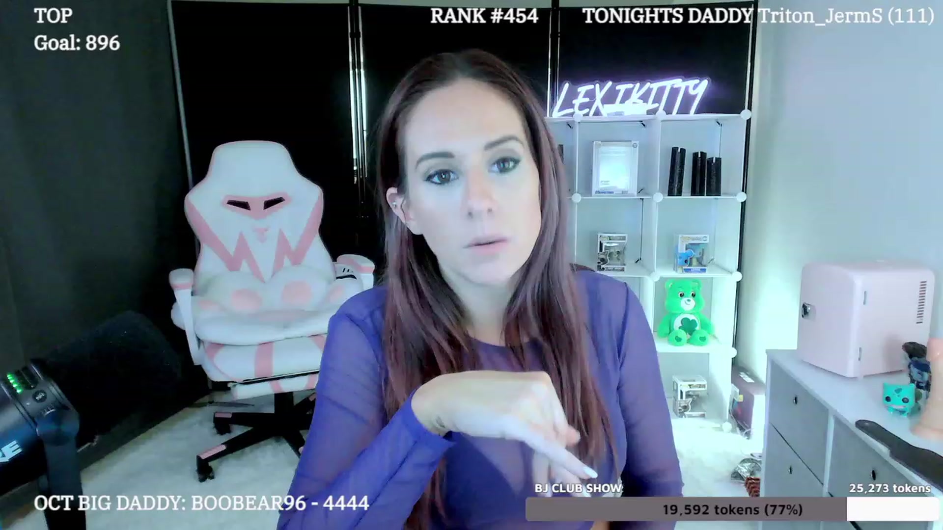 Gallery image thumbnail from LexiKitty_'s myfreecams stream on, 10/25/2023, 03:32 image 3 of 20