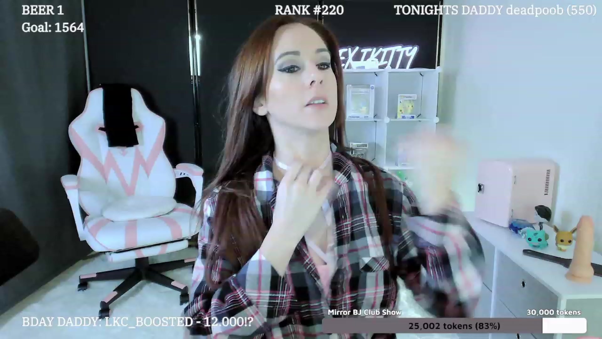 Gallery image thumbnail from LexiKitty_'s myfreecams stream on, 11/25/2023, 04:31 image 10 of 20