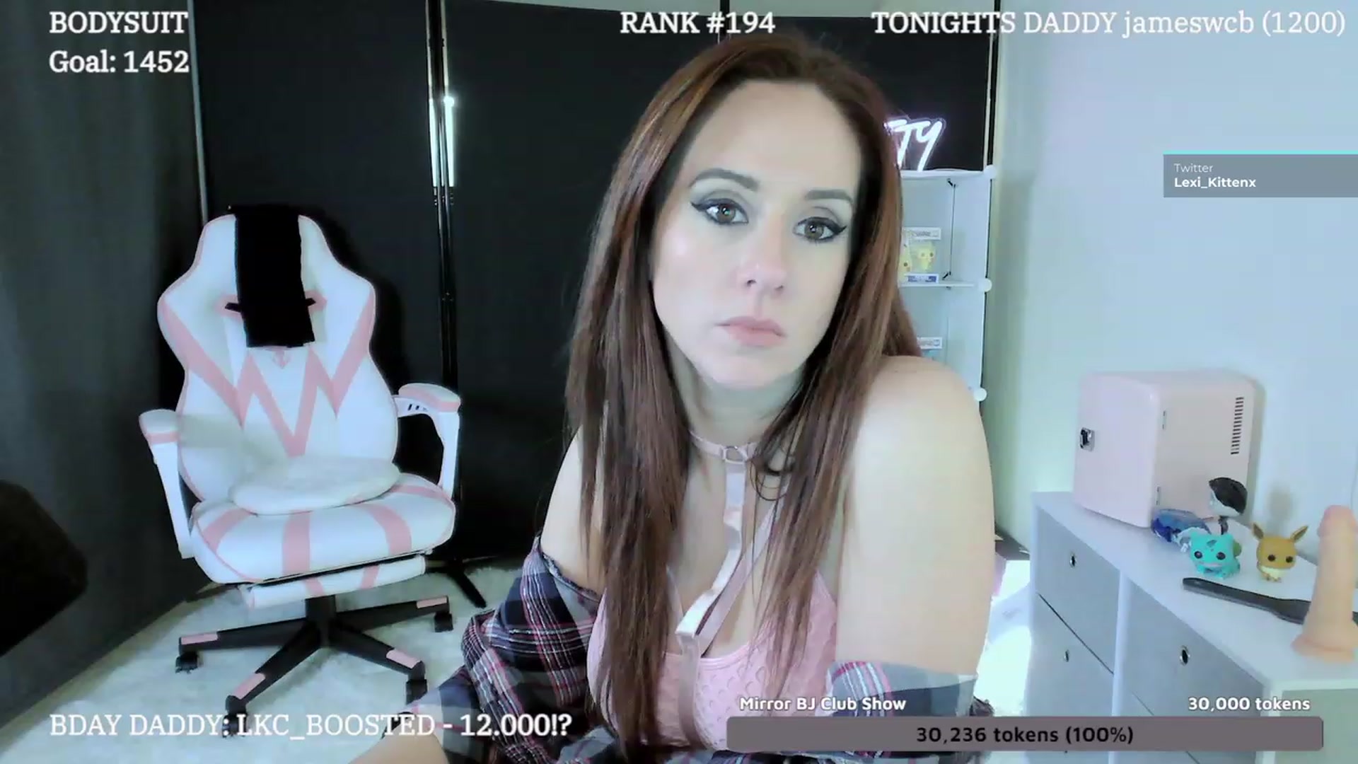 Gallery image thumbnail from LexiKitty_'s myfreecams stream on, 11/25/2023, 05:53 image 17 of 20