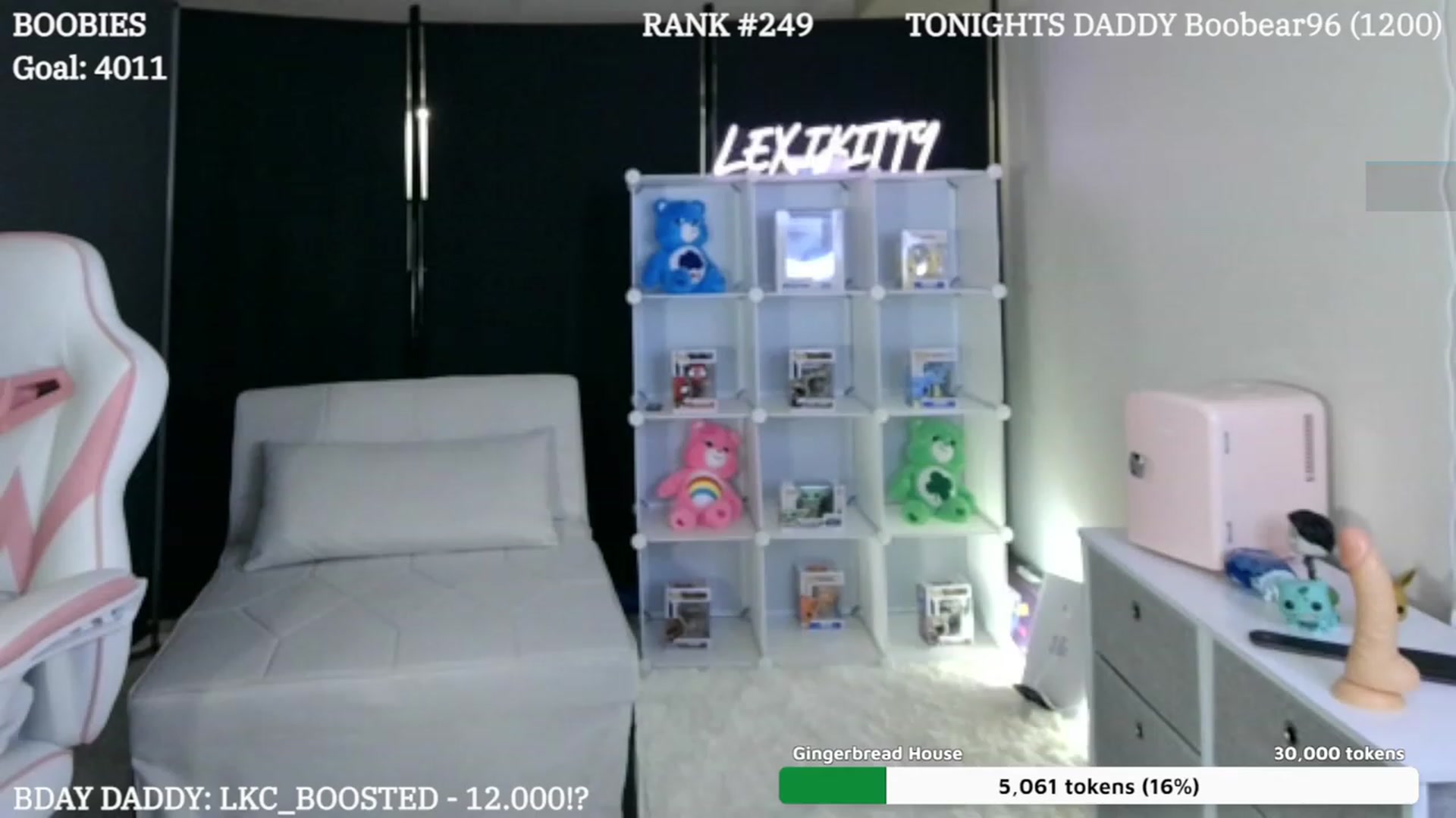 Gallery image thumbnail from LexiKitty_'s myfreecams stream on, 12/01/2023, 03:32 image 16 of 20