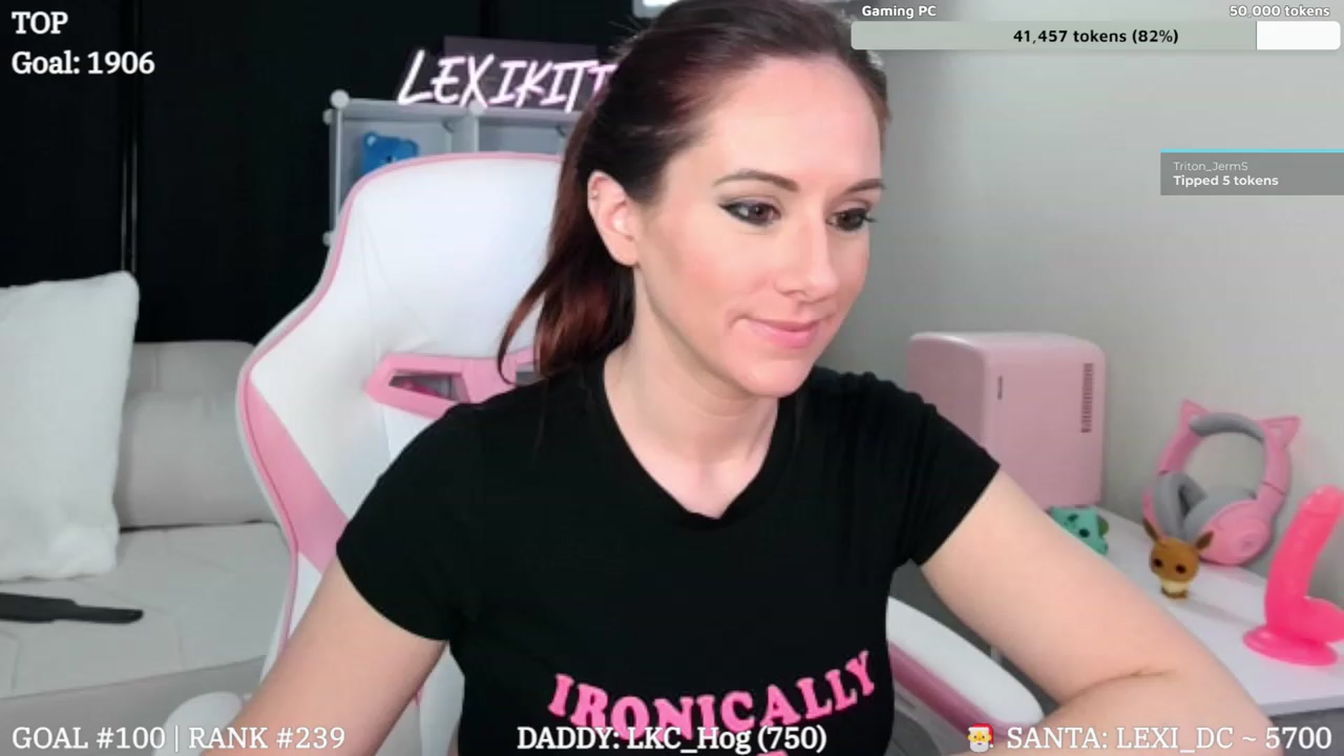 Gallery image thumbnail from LexiKitty_'s myfreecams stream on, 12/20/2023, 02:44 image 12 of 20