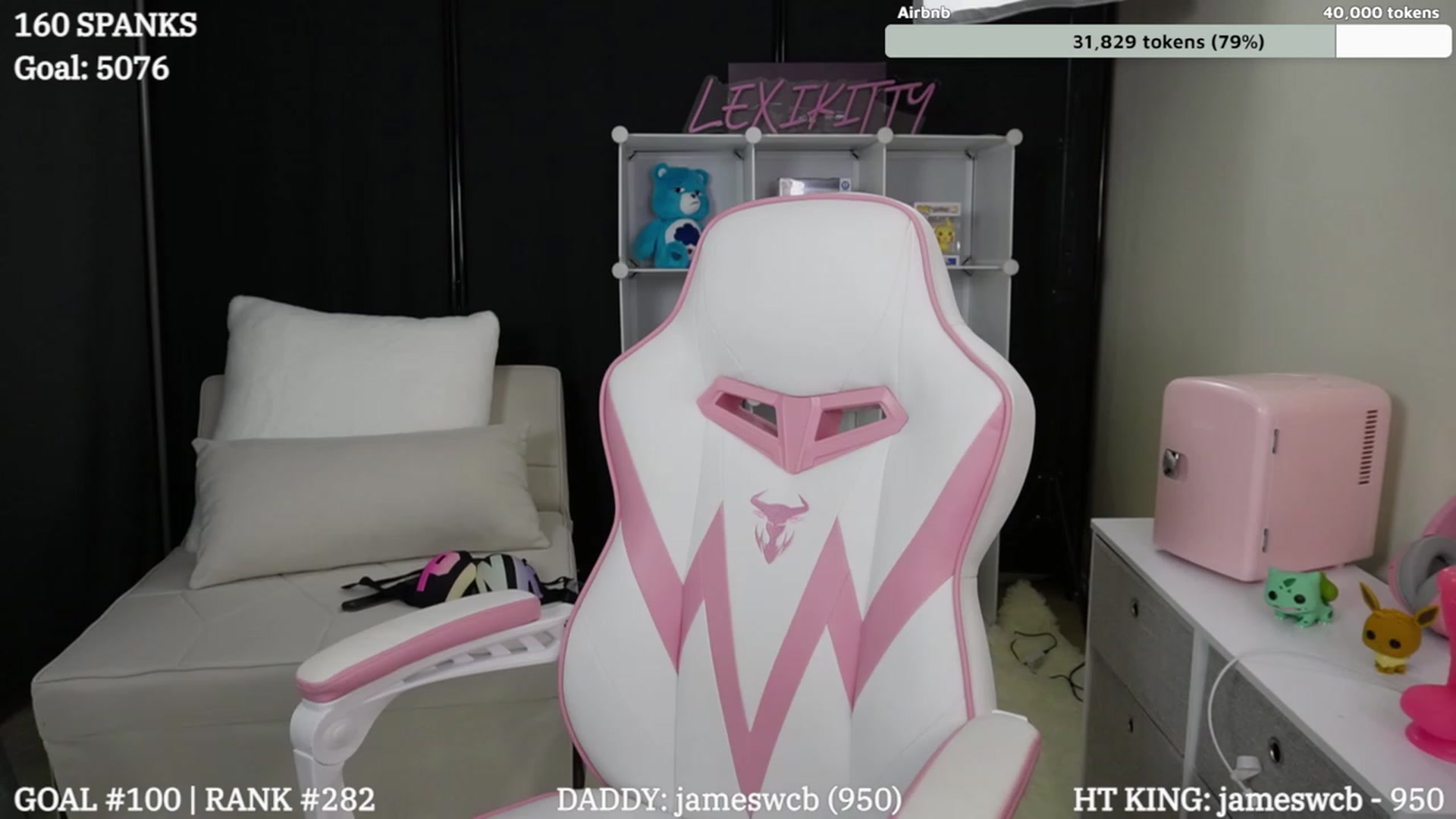 Gallery image thumbnail from LexiKitty_'s myfreecams stream on, 01/06/2024, 04:23 image 18 of 20