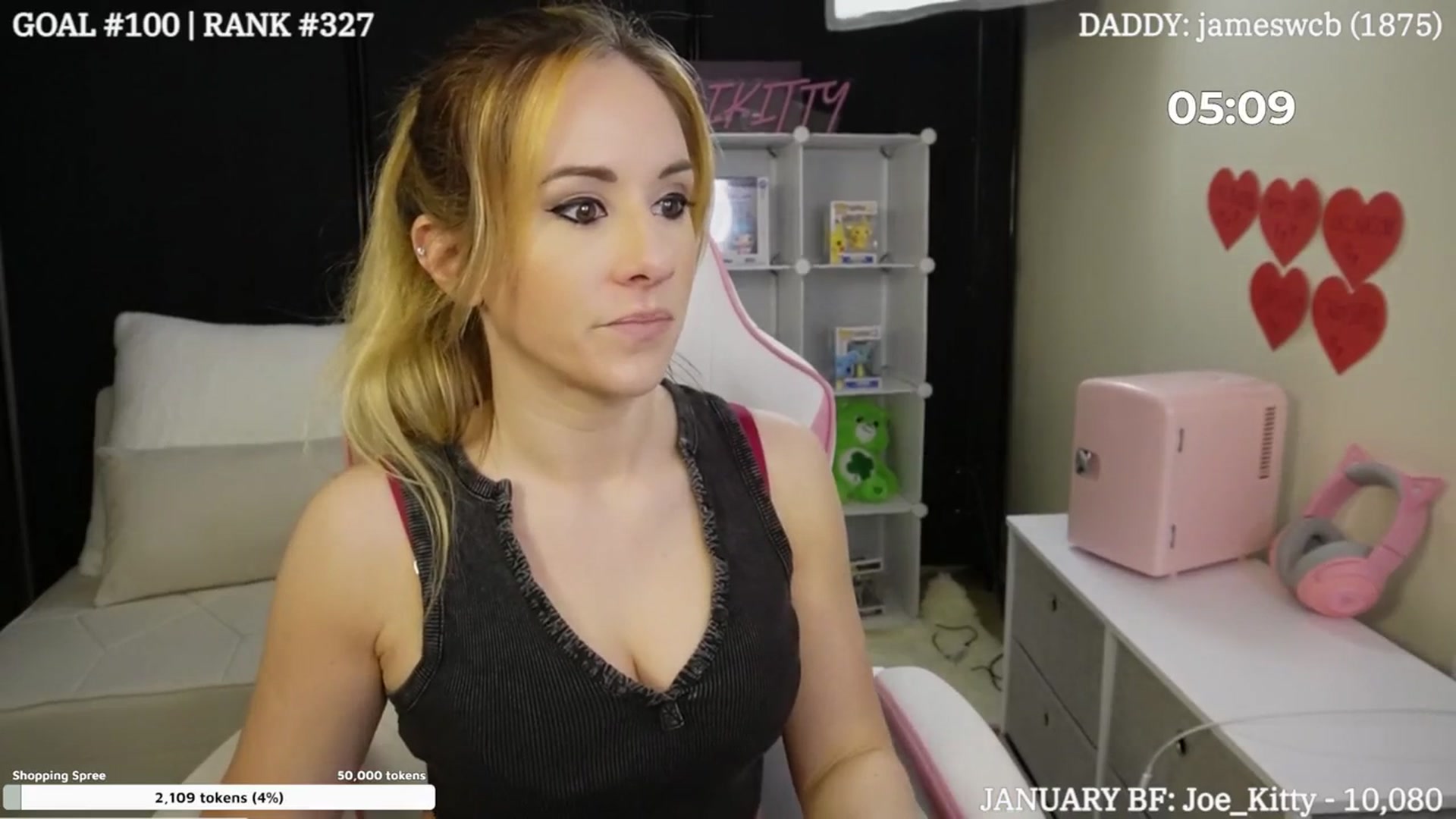 Gallery image thumbnail from LexiKitty_'s myfreecams stream on, 01/27/2024, 03:02 image 13 of 20