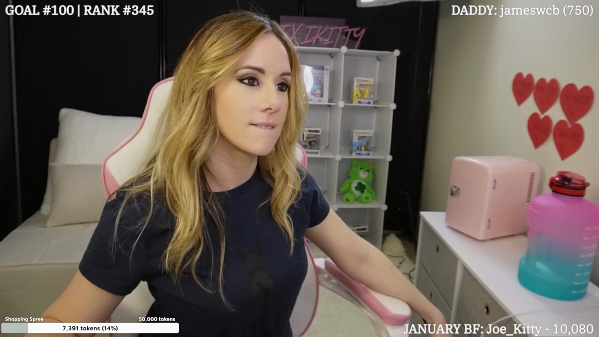 Gallery image thumbnail from LexiKitty_'s myfreecams stream on, 02/01/2024, 05:07 image 17 of 20