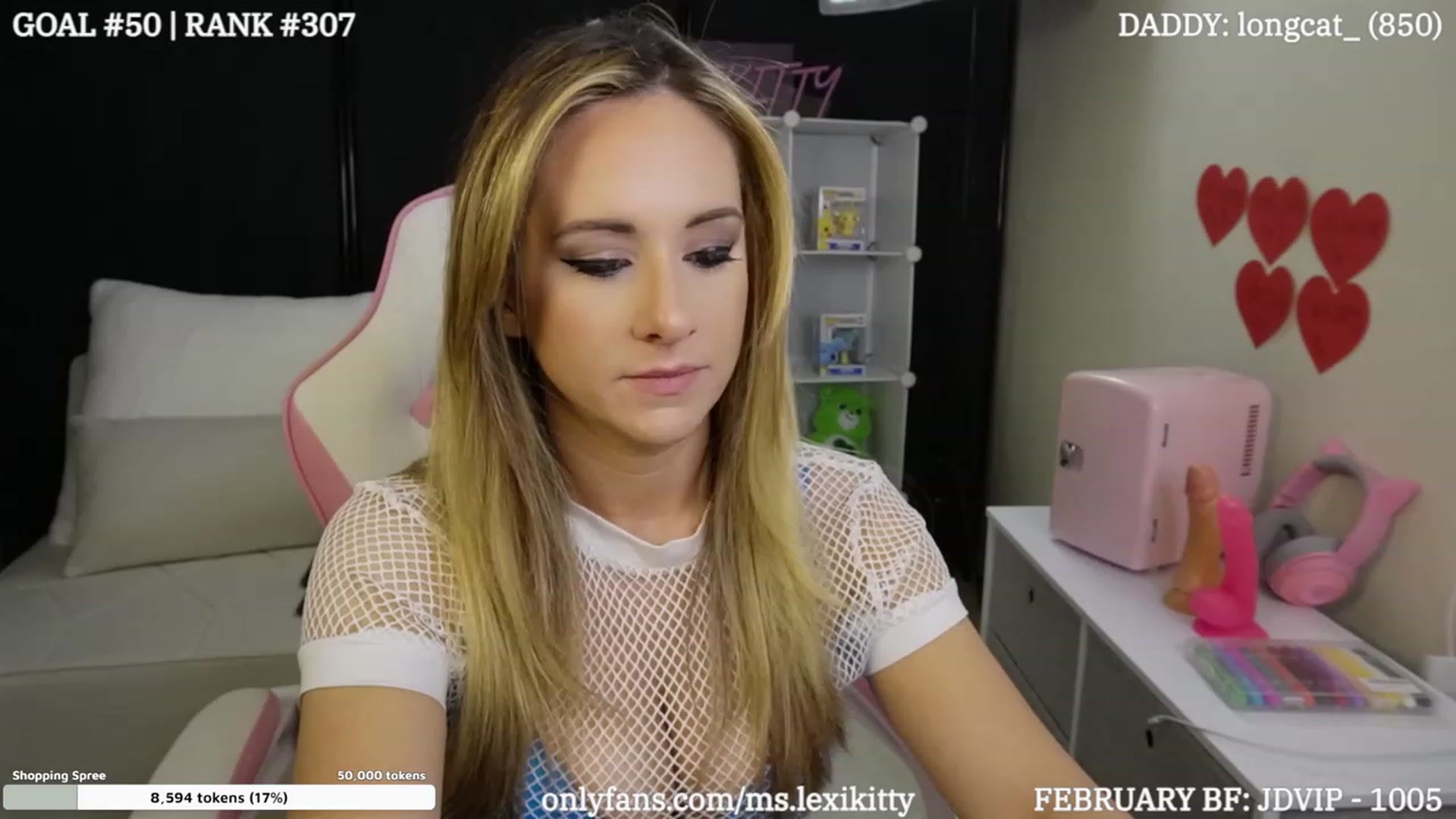 Gallery image thumbnail from LexiKitty_'s myfreecams stream on, 02/03/2024, 03:10 image 14 of 20