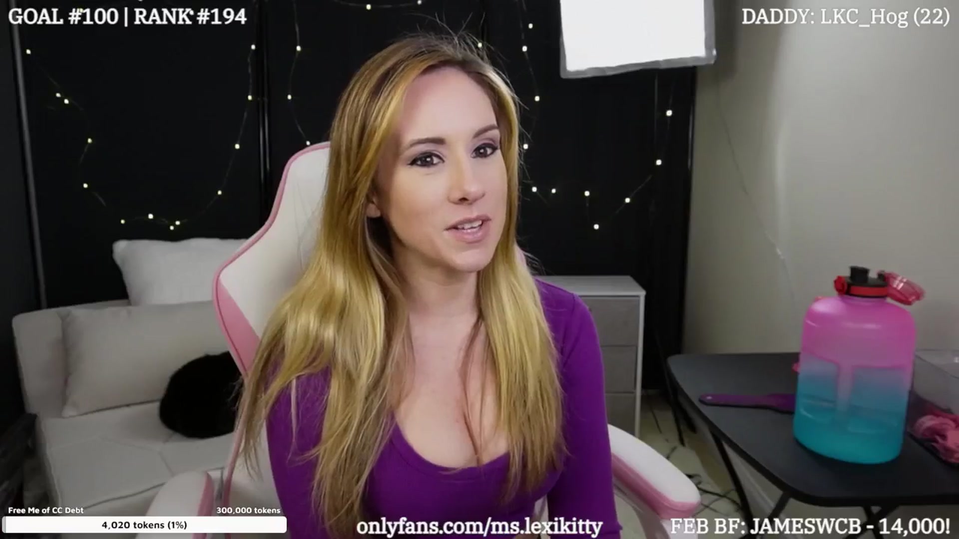 Gallery image thumbnail from LexiKitty_'s myfreecams stream on, 02/29/2024, 01:19 image 10 of 20