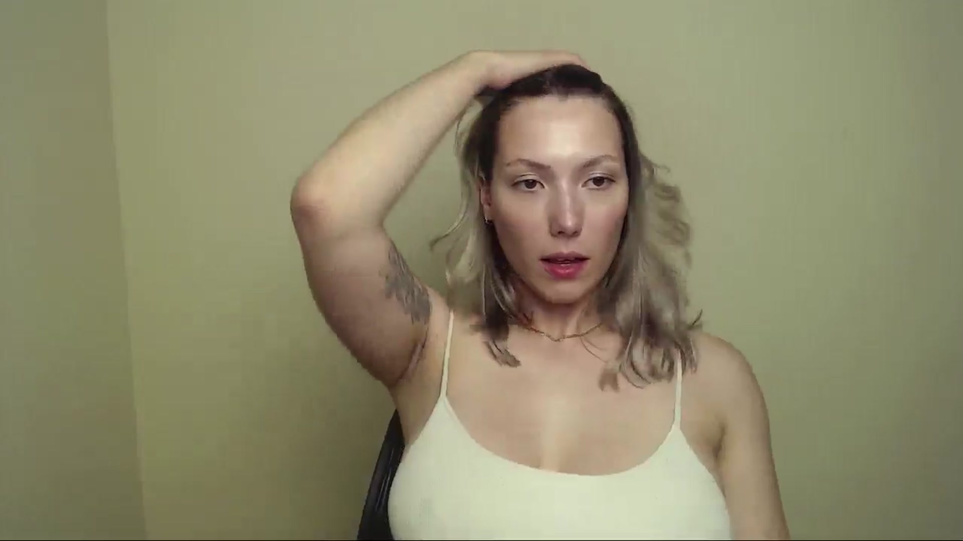 Gallery image thumbnail from LexiLuna_'s myfreecams stream on, 07/14/2025, 21:17 image 7 of 20