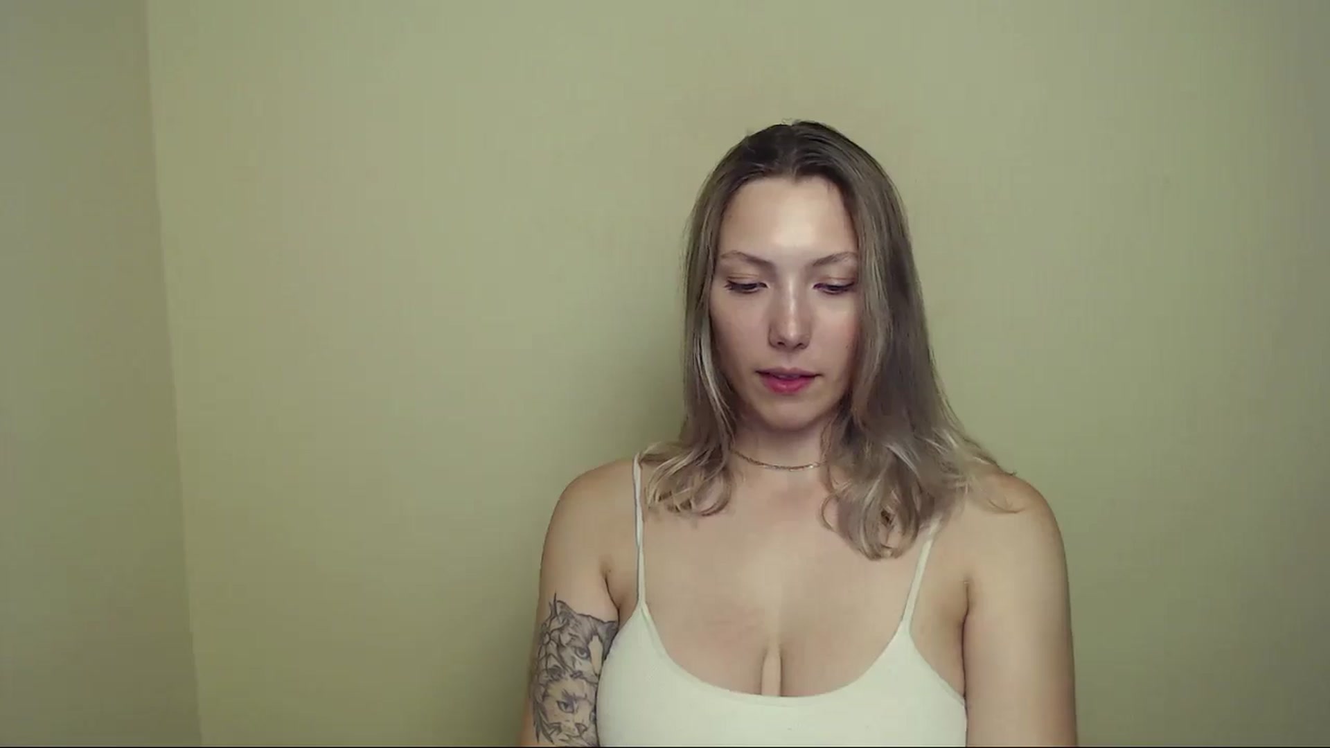 Gallery image thumbnail from LexiLuna_'s myfreecams stream on, 07/14/2025, 21:54 image 4 of 20