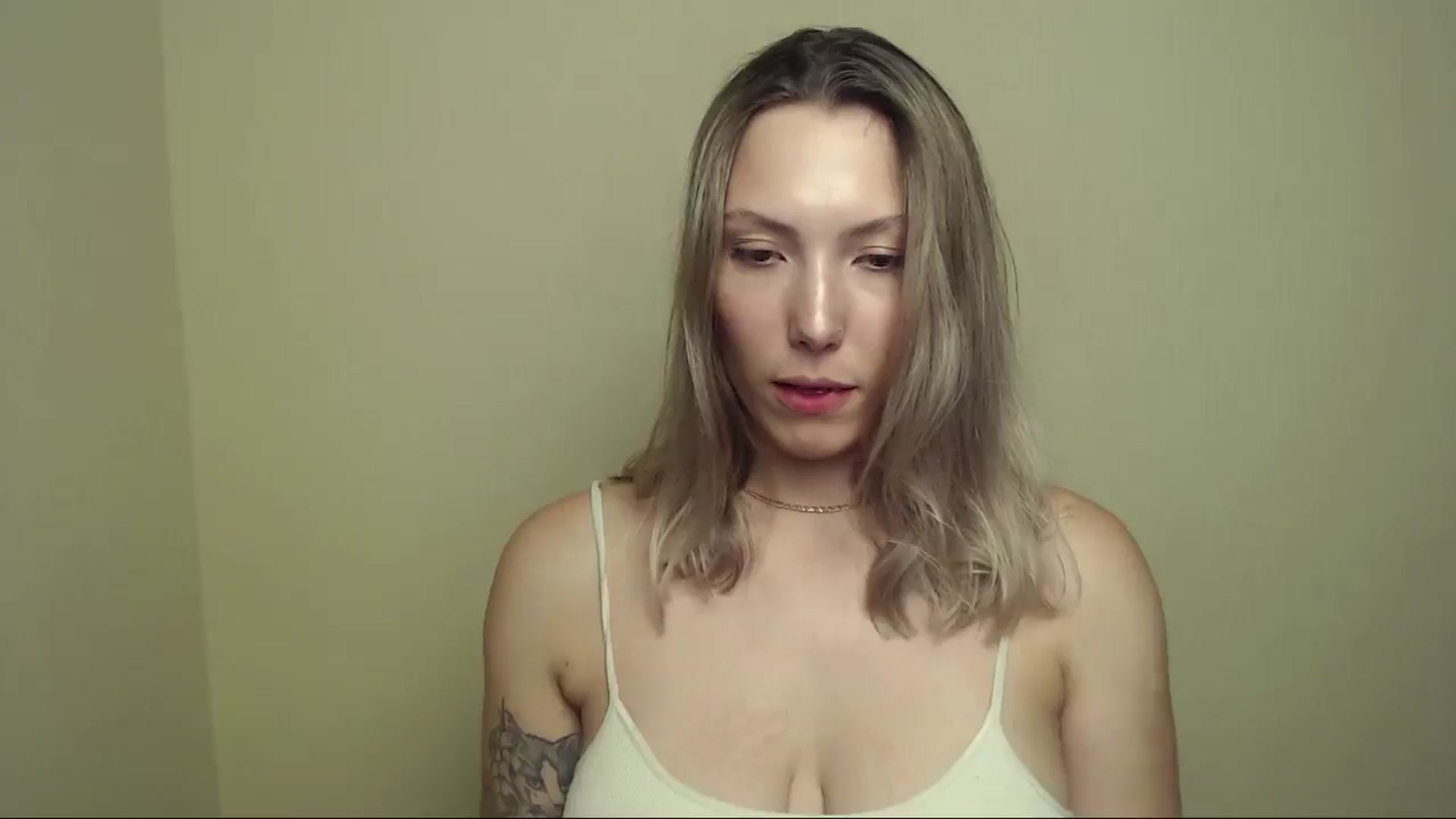 Gallery image thumbnail from LexiLuna_'s myfreecams stream on, 07/14/2025, 21:54 image 17 of 20