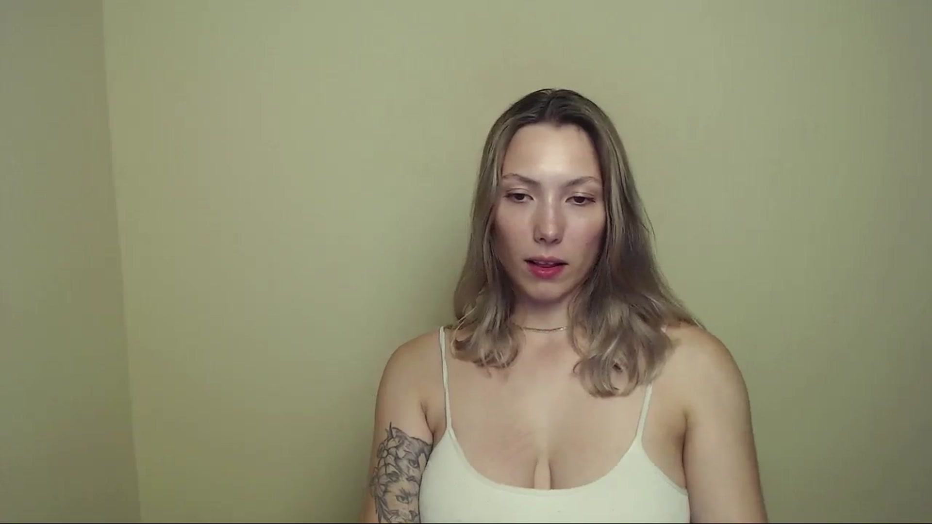 Gallery image thumbnail from LexiLuna_'s myfreecams stream on, 07/14/2025, 21:54 image 7 of 20