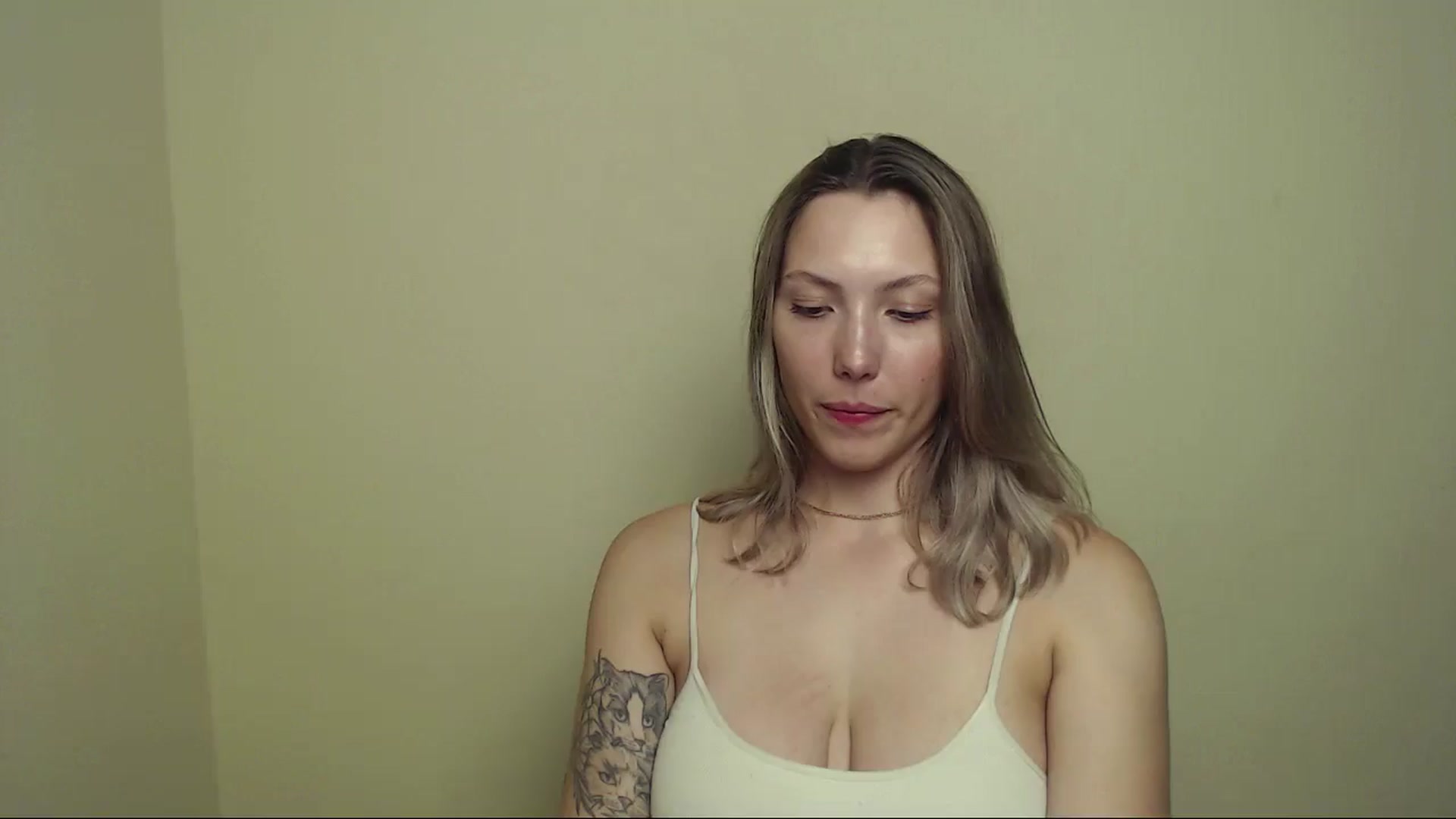 Gallery image thumbnail from LexiLuna_'s myfreecams stream on, 07/14/2025, 21:54 image 1 of 20