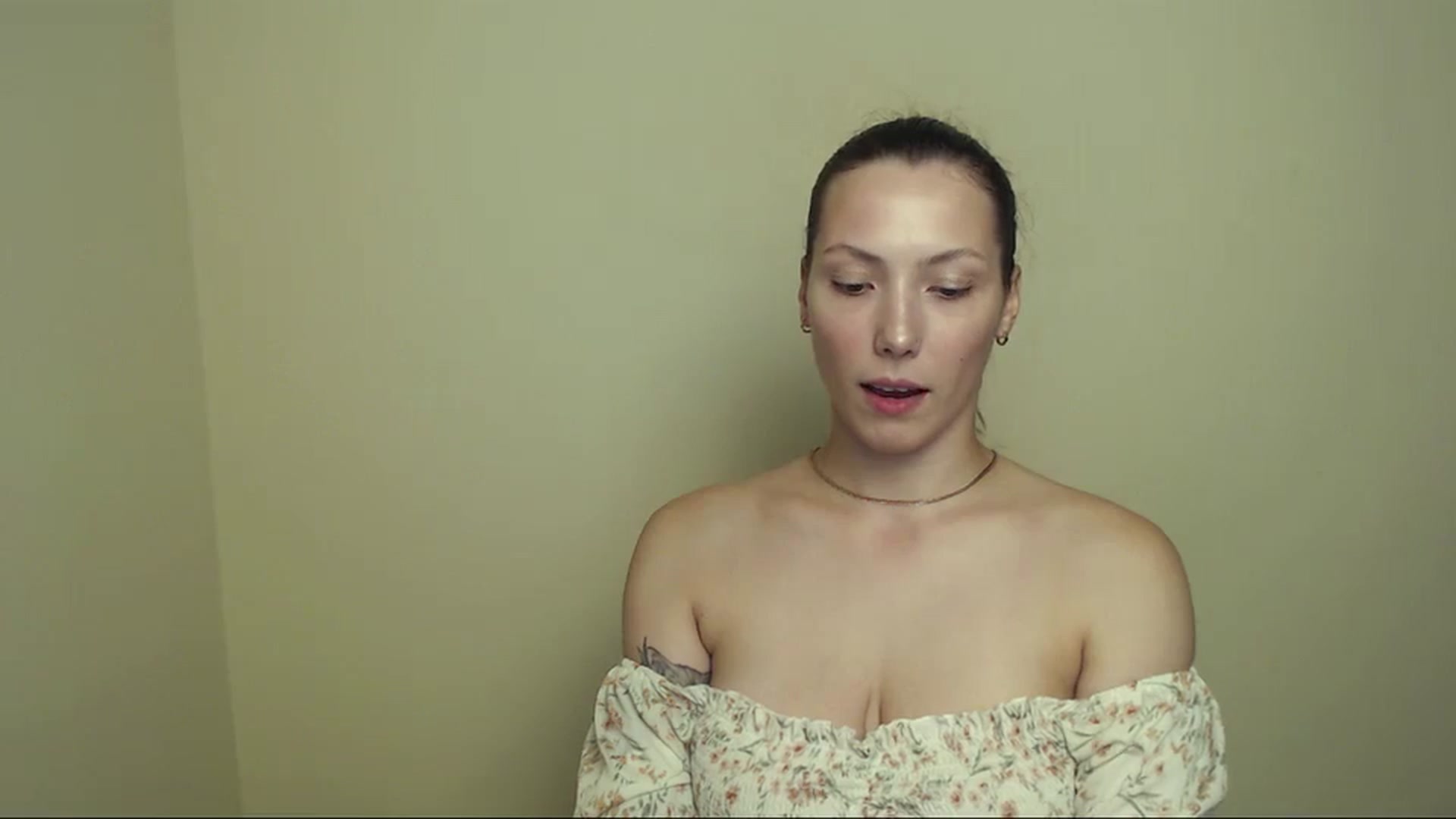 Gallery image thumbnail from LexiLuna_'s myfreecams stream on, 07/15/2025, 17:49 image 18 of 20