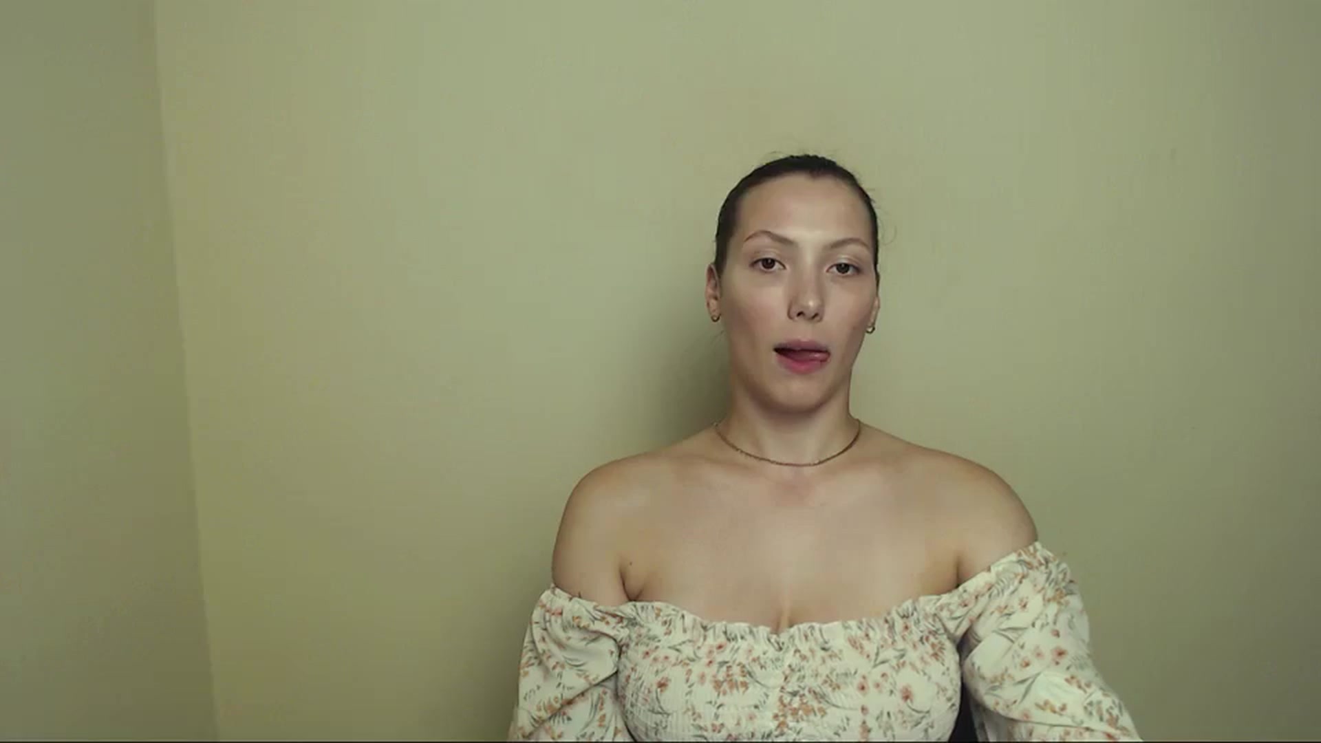 Gallery image thumbnail from LexiLuna_'s myfreecams stream on, 07/15/2025, 19:04 image 12 of 20