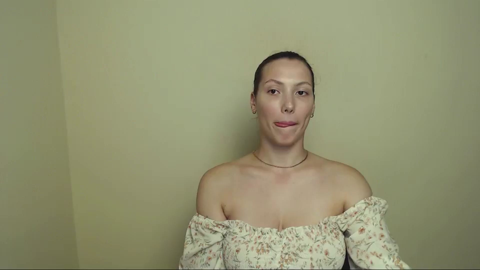Gallery image thumbnail from LexiLuna_'s myfreecams stream on, 07/15/2025, 19:04 image 14 of 20