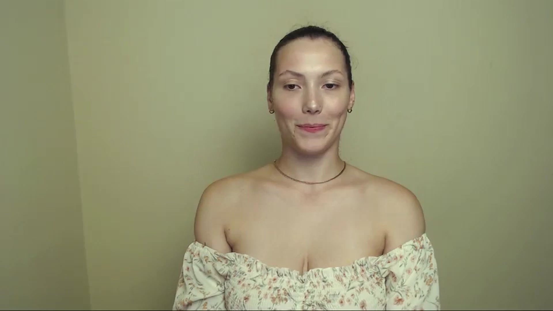Gallery image thumbnail from LexiLuna_'s myfreecams stream on, 07/15/2025, 19:04 image 10 of 20