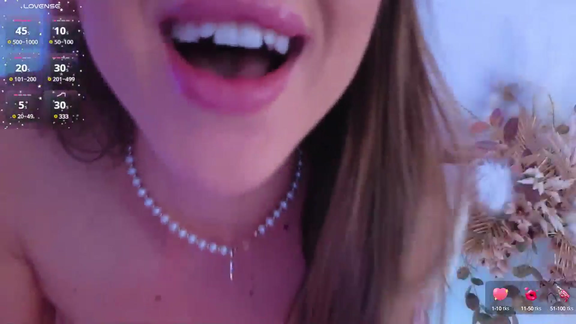 Gallery image thumbnail from LexiQ's myfreecams stream on, 06/19/2025, 03:59 image 18 of 20