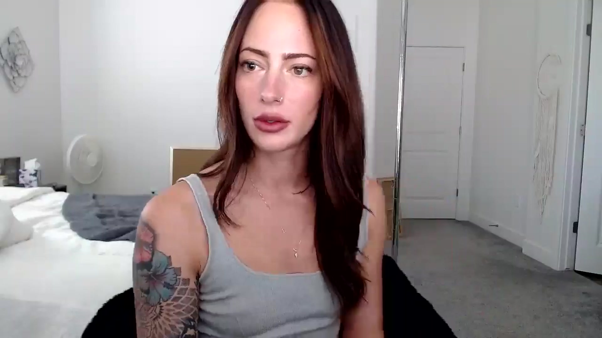Gallery image thumbnail from LexiReid1's myfreecams stream on, 07/23/2025, 18:17 image 4 of 20