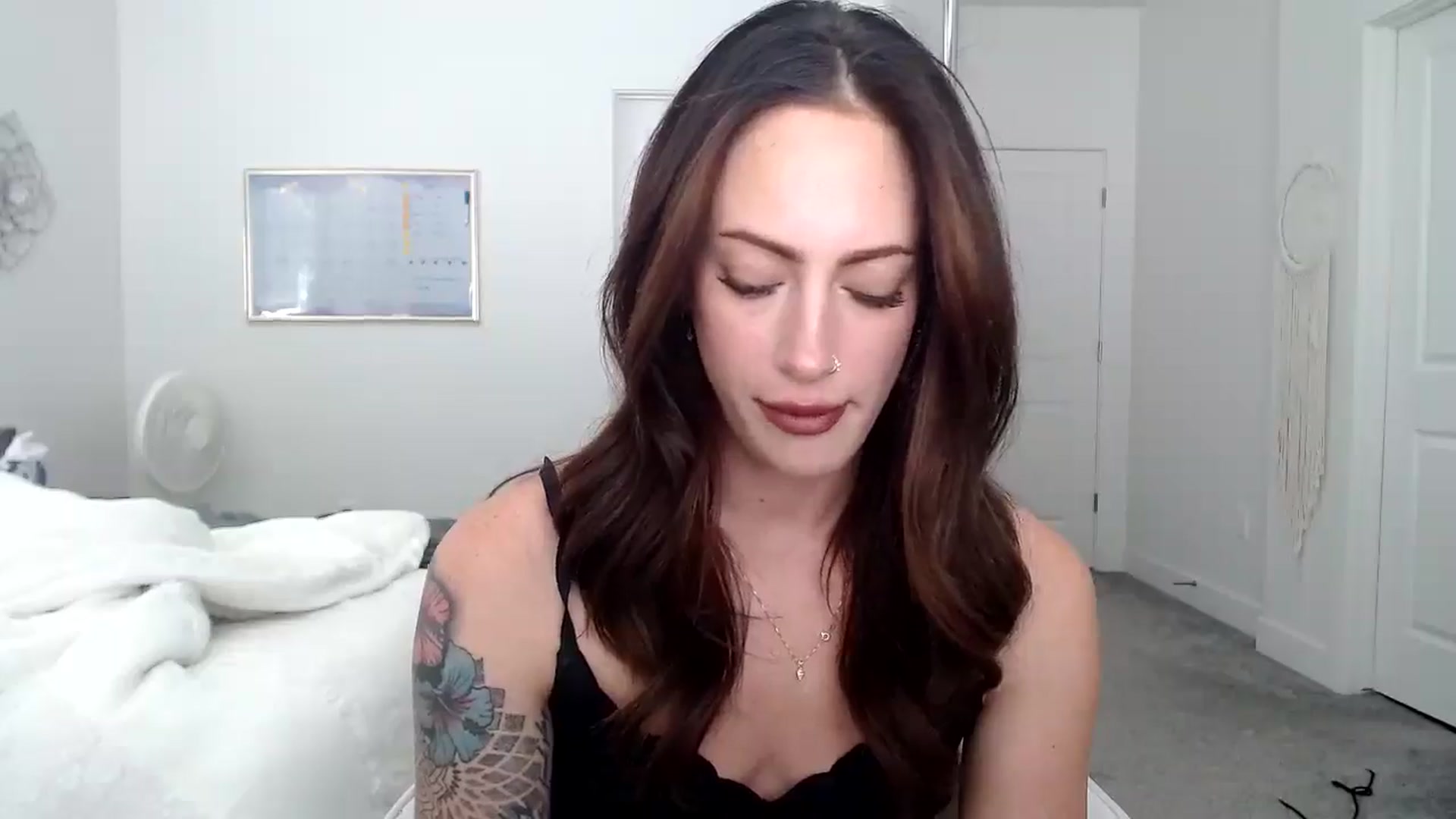 Gallery image thumbnail from LexiReid1's myfreecams stream on, 07/27/2025, 18:25 image 14 of 20
