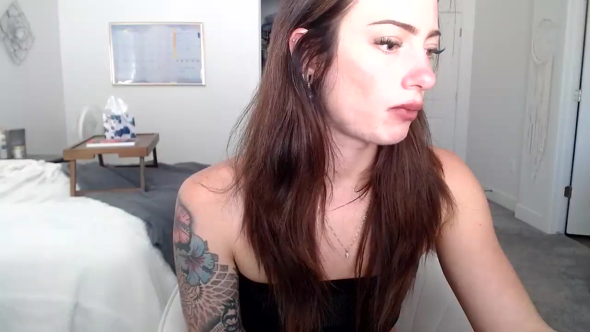 Gallery image thumbnail from LexiReid1's myfreecams stream on, 07/31/2025, 17:50 image 19 of 20