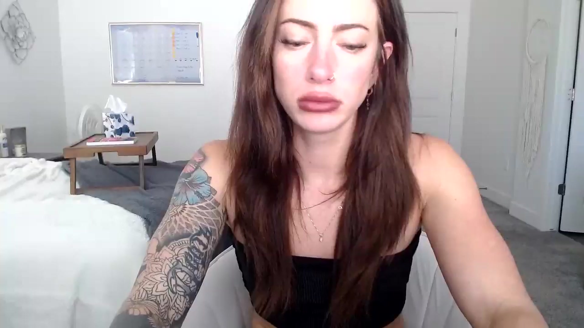 Gallery image thumbnail from LexiReid1's myfreecams stream on, 07/31/2025, 17:50 image 17 of 20