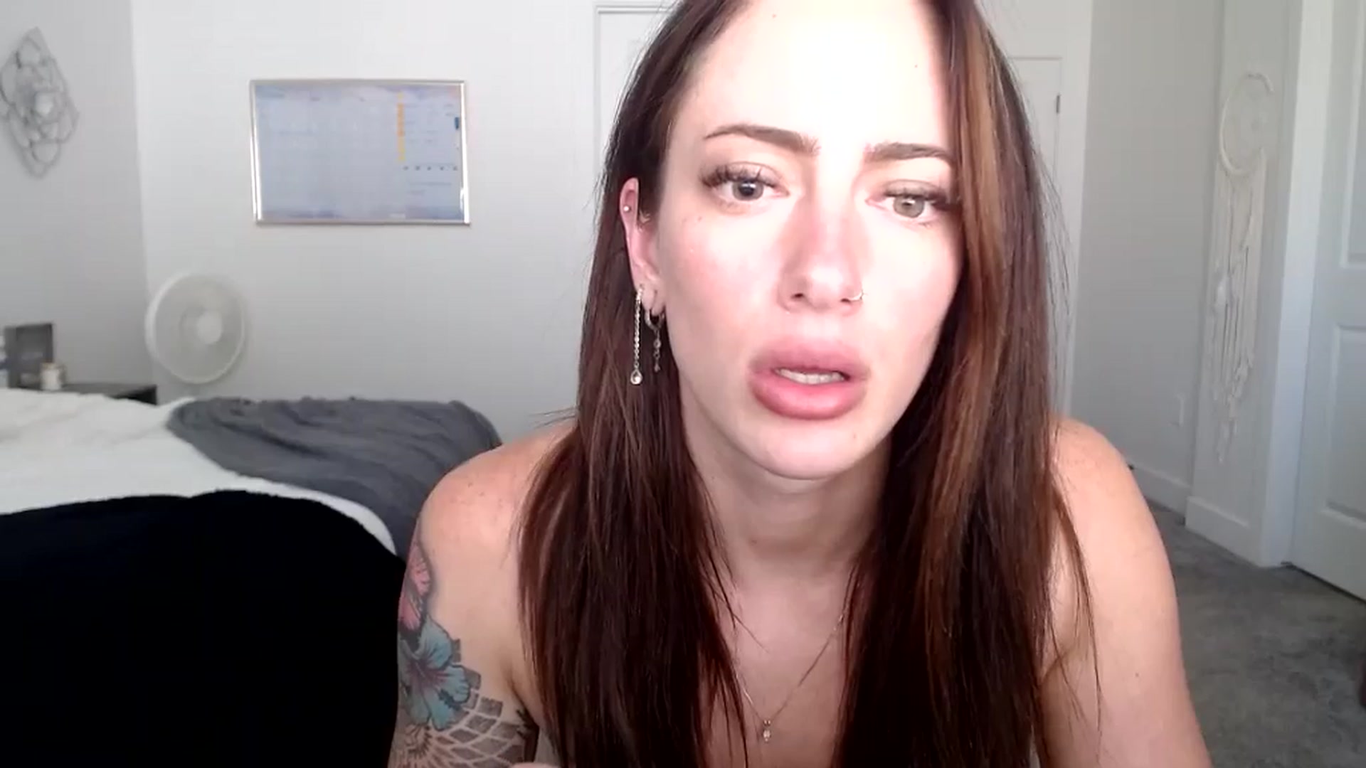 Gallery image thumbnail from LexiReid1's myfreecams stream on, 08/06/2025, 21:57 image 14 of 20