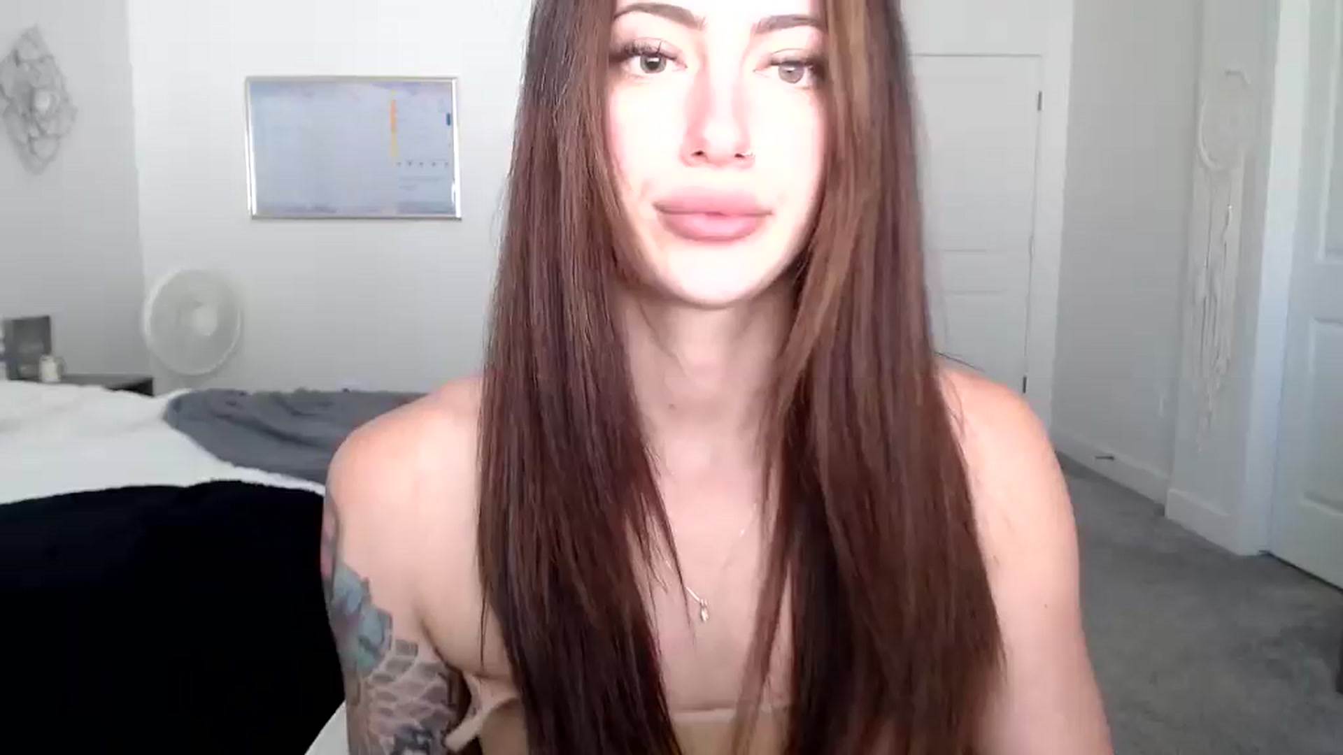 Gallery image thumbnail from LexiReid1's myfreecams stream on, 08/06/2025, 21:57 image 1 of 20