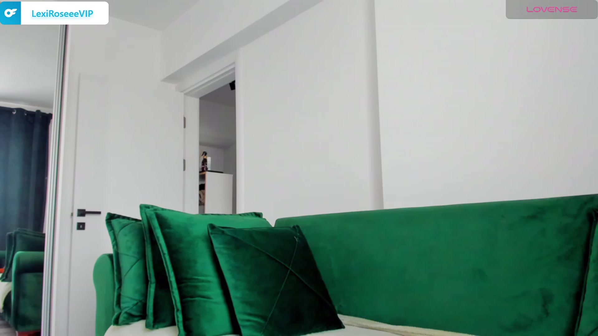 Gallery image thumbnail from LexiRoseee's myfreecams stream on, 08/24/2023, 10:42 image 13 of 20