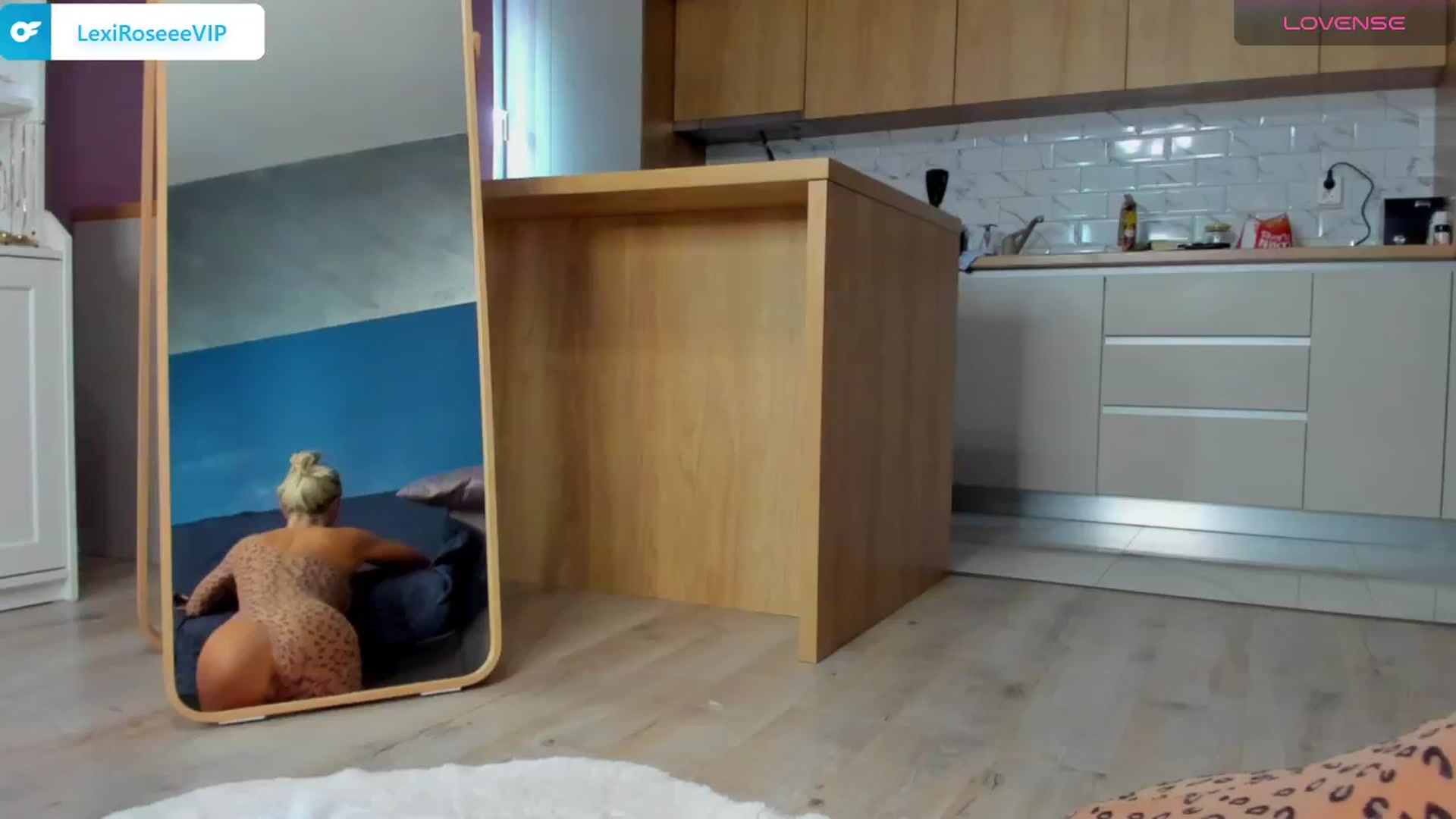 Gallery image thumbnail from LexiRoseee's myfreecams stream on, 07/24/2024, 10:26 image 13 of 20