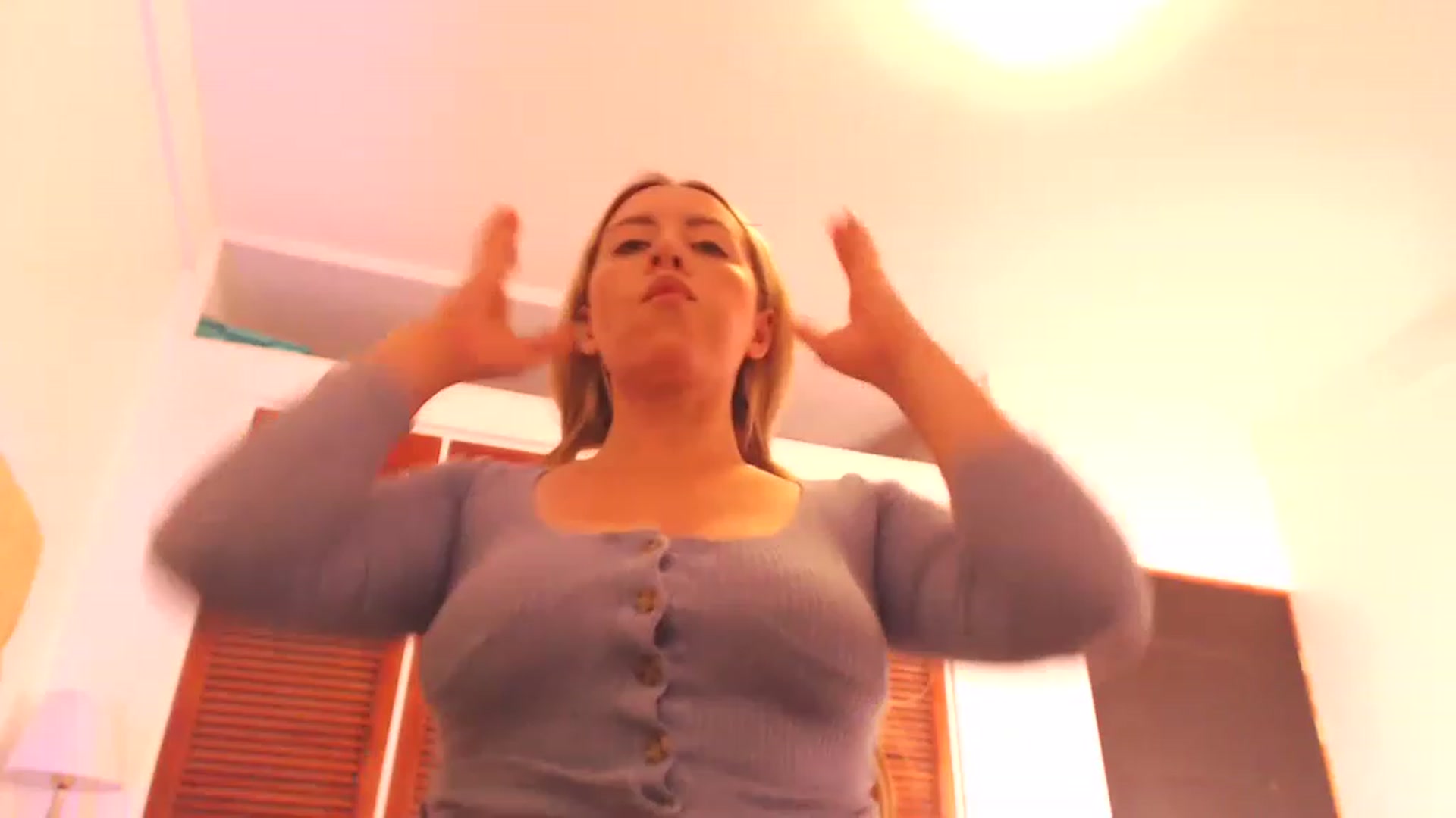 Gallery image thumbnail from LexiRou's myfreecams stream on, 04/17/2023, 01:10 image 5 of 20