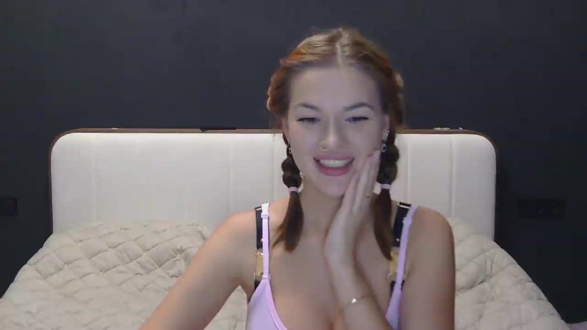 Gallery image thumbnail from LexiSi's myfreecams stream on, 06/19/2026, 11:31 image 18 of 20